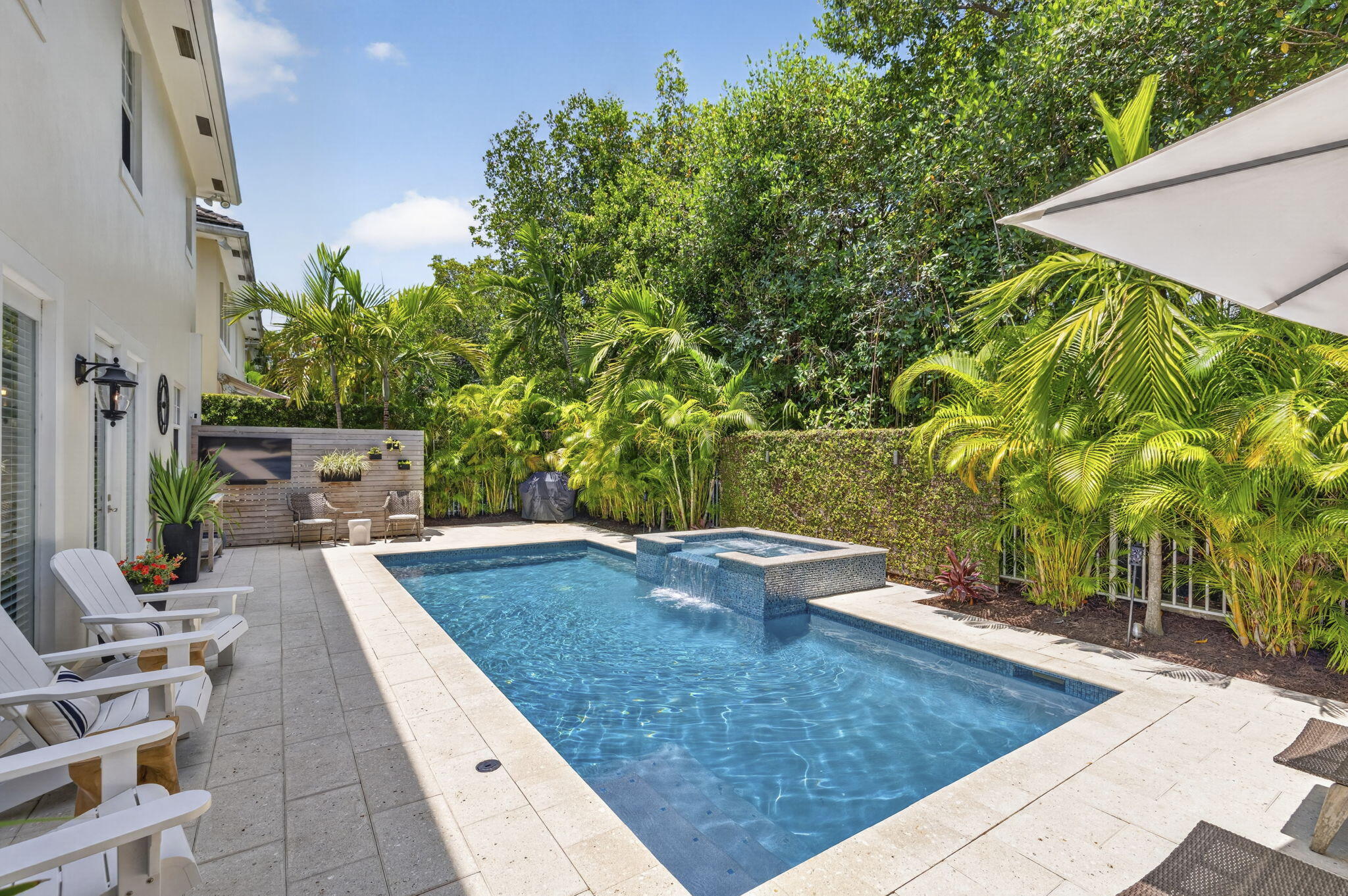 RIVER OAKS~La Preserve - Residential