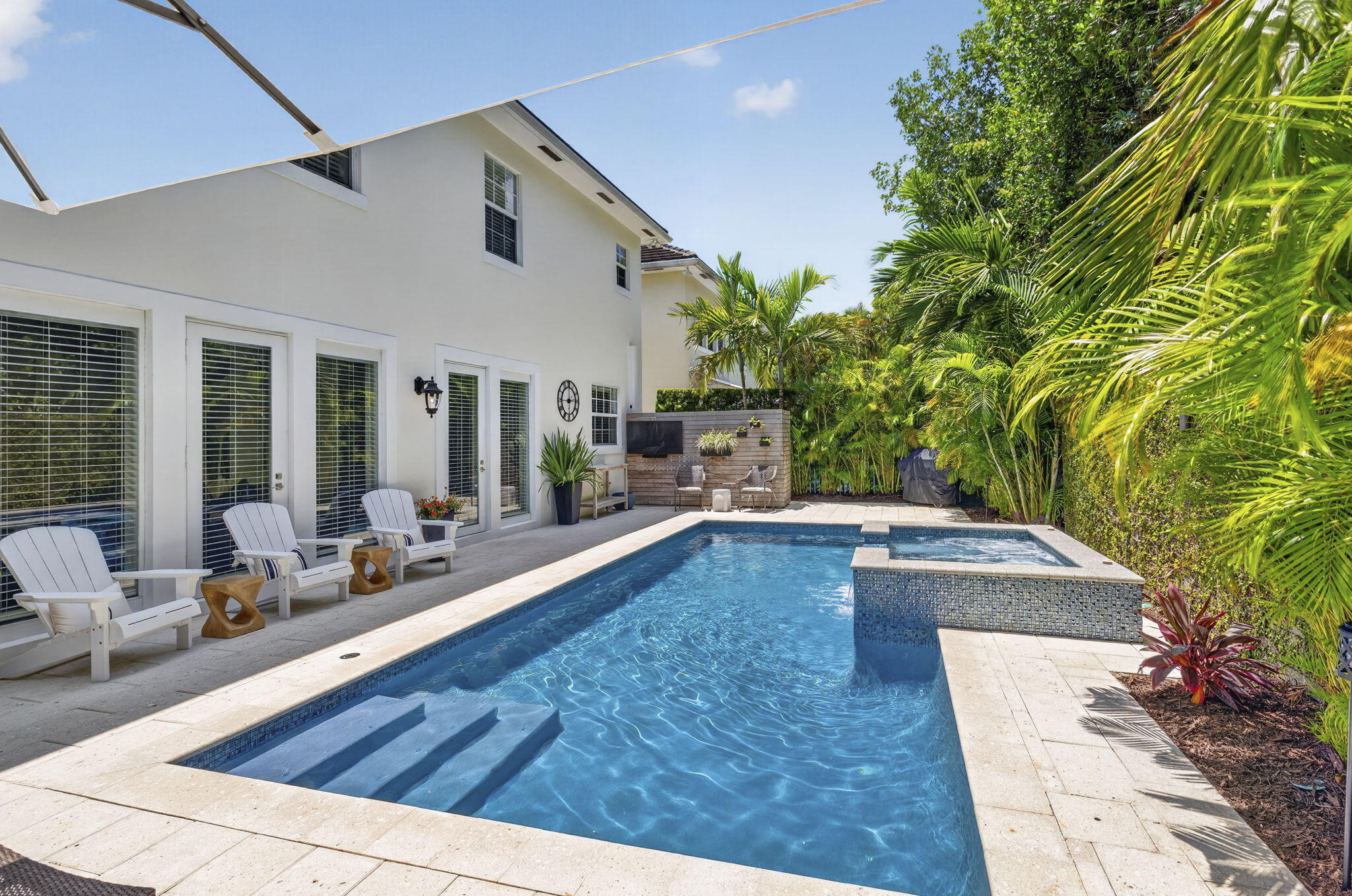 RIVER OAKS~La Preserve - Residential