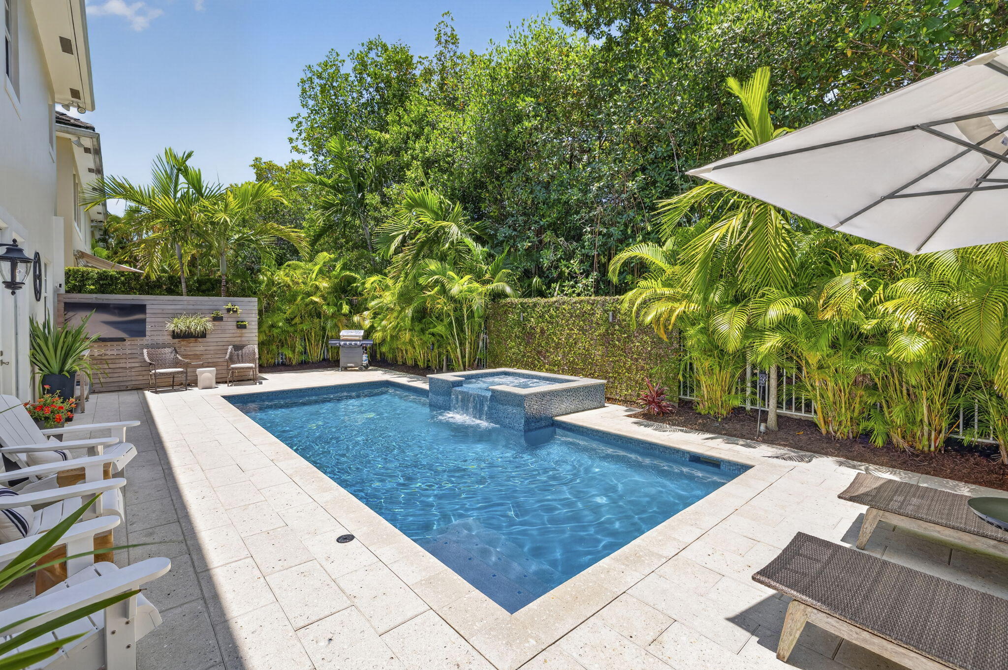 RIVER OAKS~La Preserve - Residential