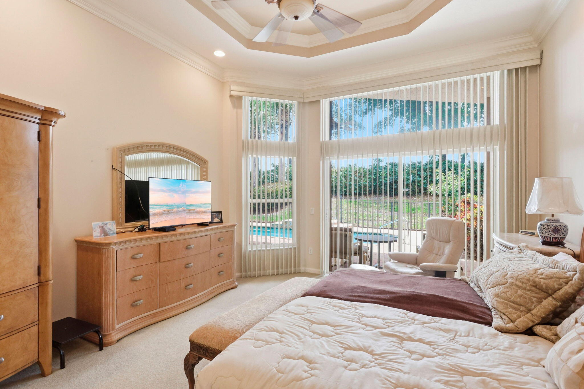 VALENCIA PALMS 4 - Residential