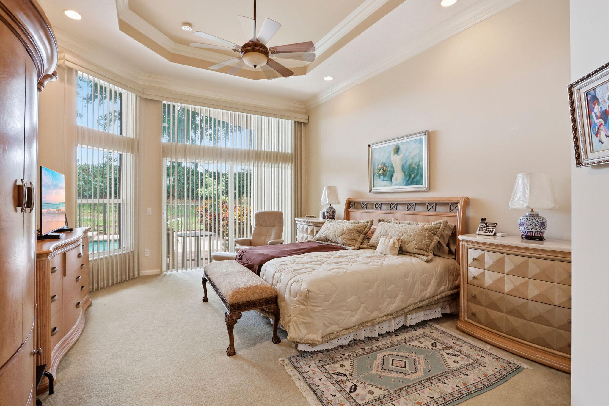 VALENCIA PALMS 4 - Residential