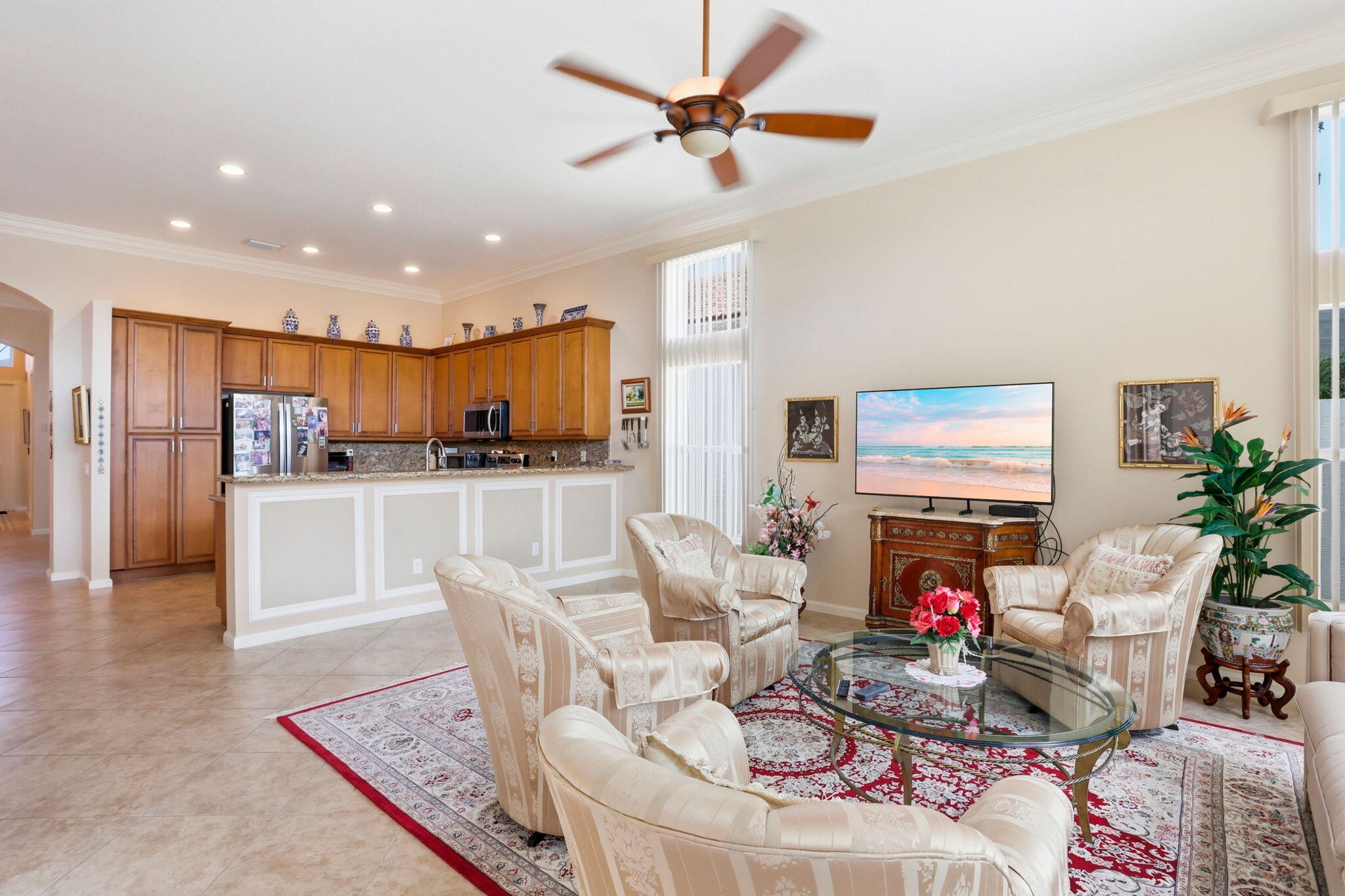VALENCIA PALMS 4 - Residential