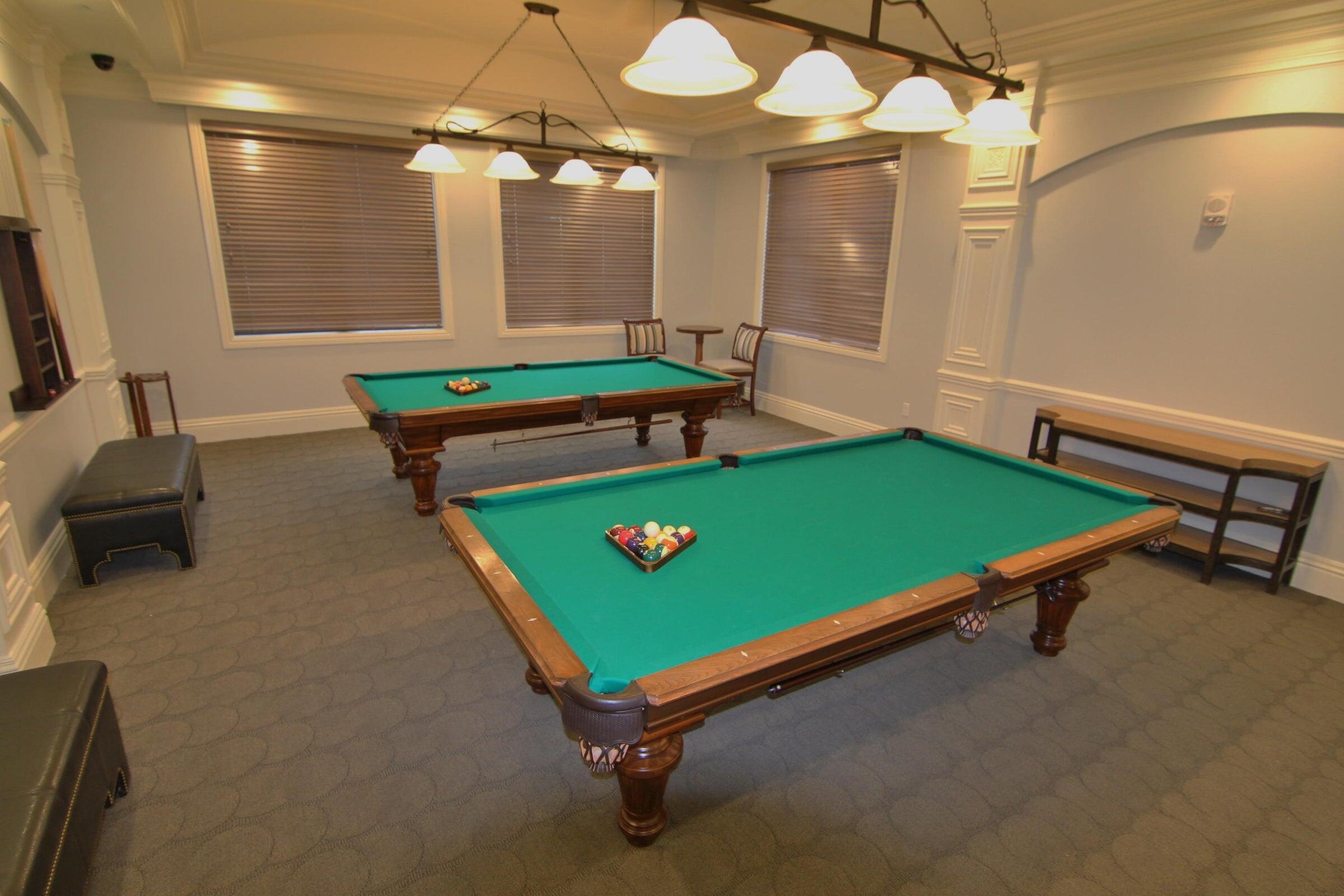 VALENCIA PALMS 4 - Residential