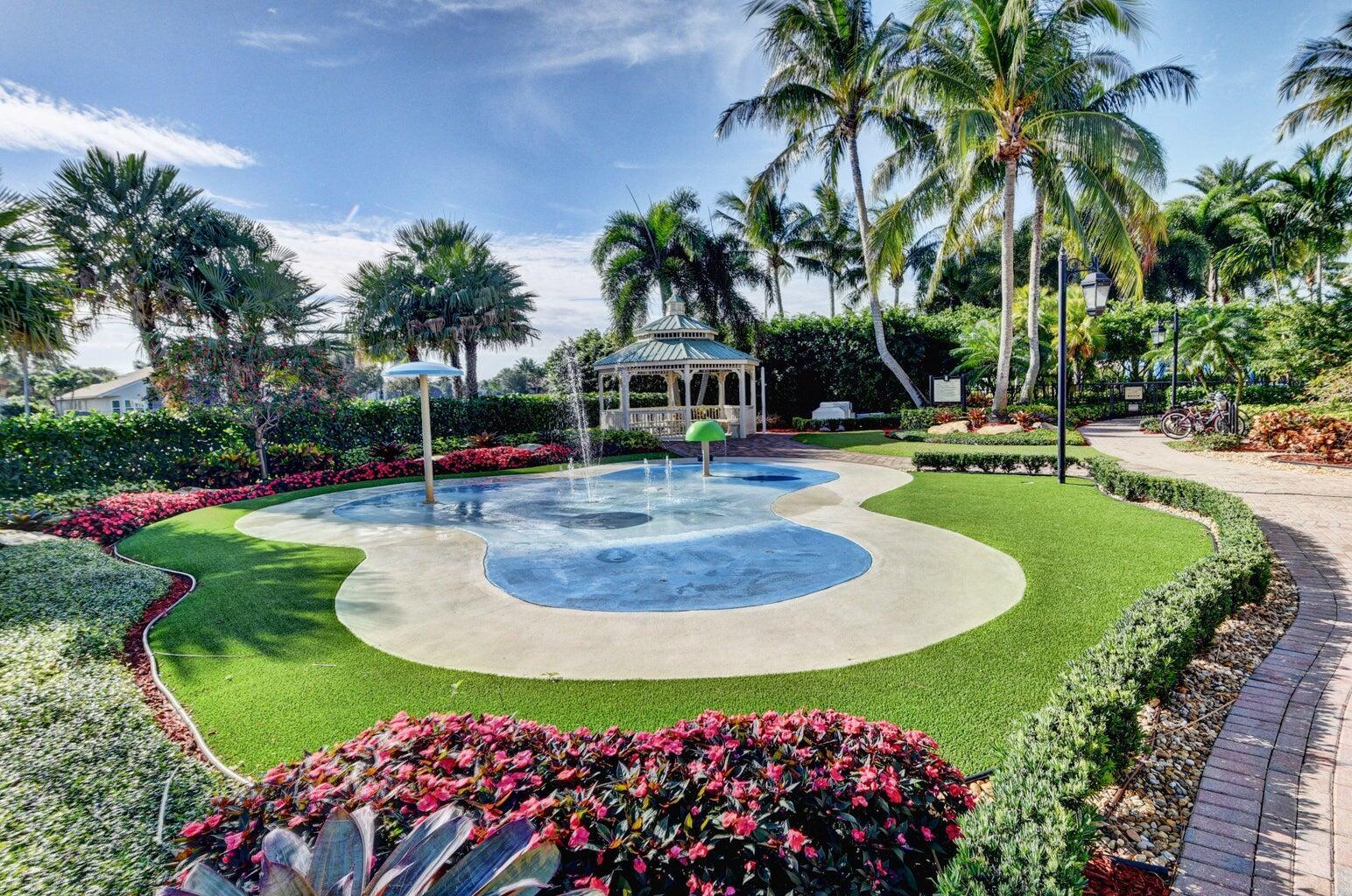 VALENCIA PALMS 4 - Residential