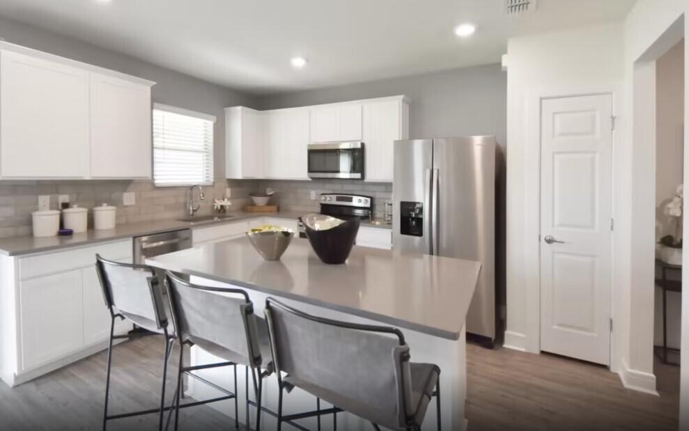 CALOOSA COVE - Residential