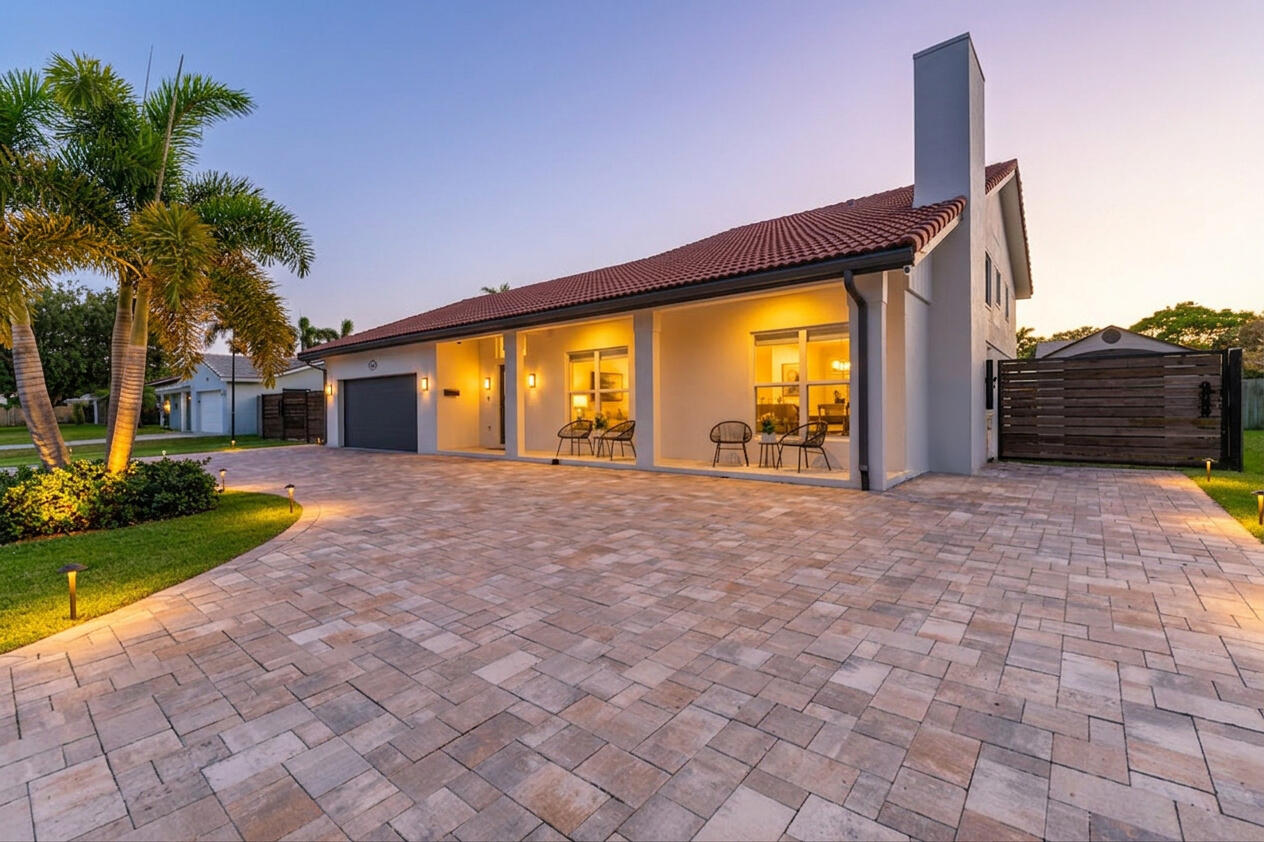 BOCA RATON SQUARE 16 - Residential