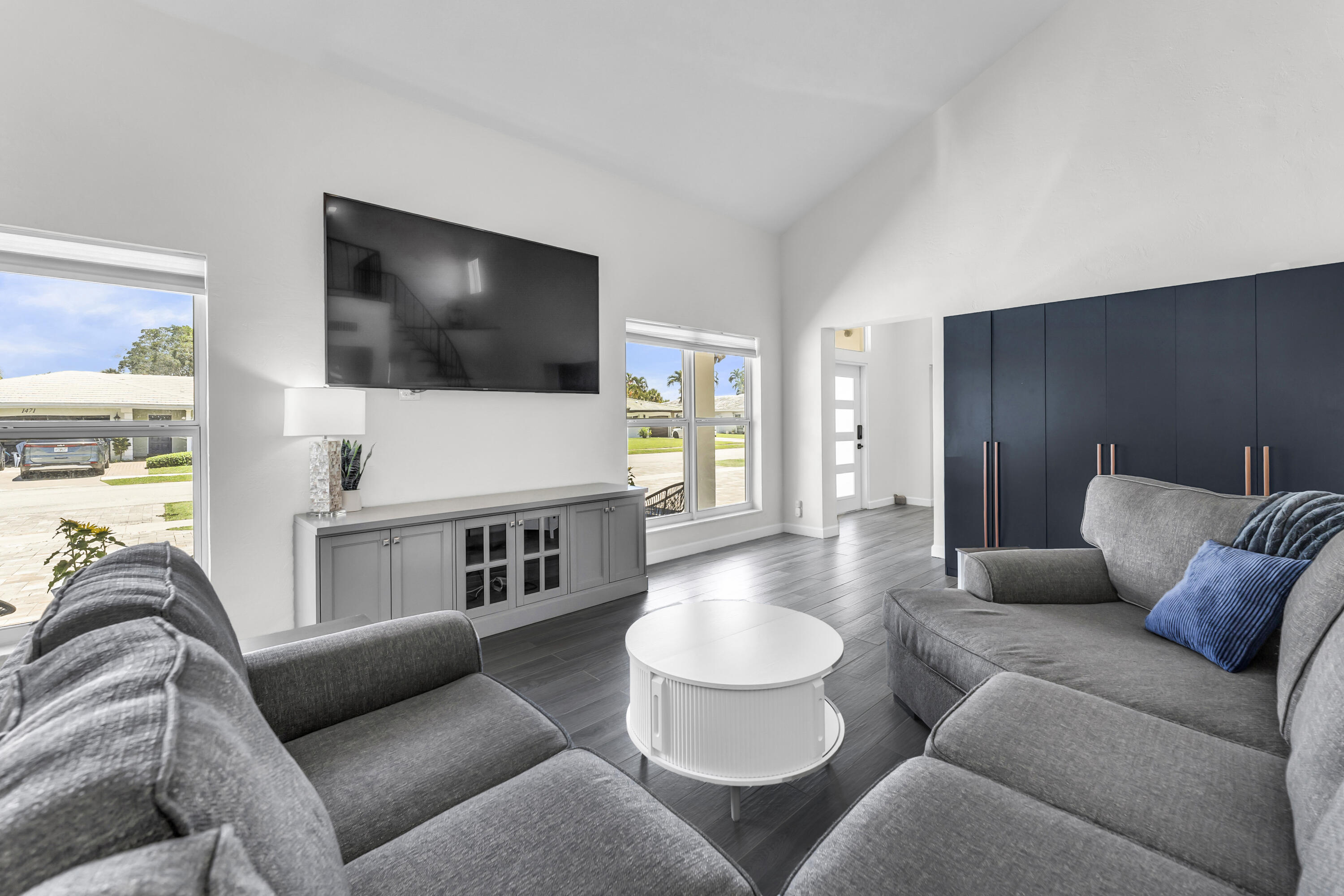 BOCA RATON SQUARE 16 - Residential