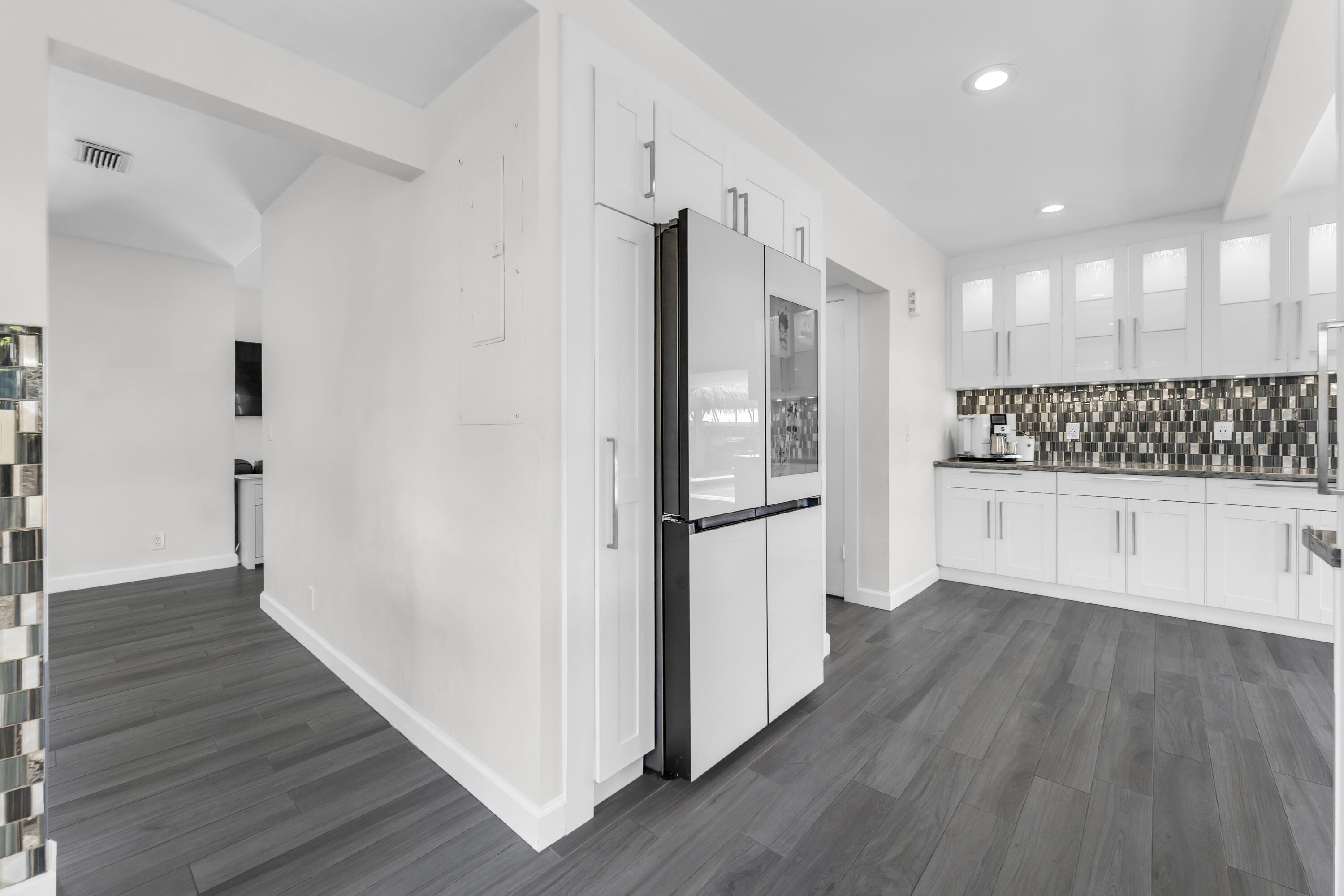 BOCA RATON SQUARE 16 - Residential