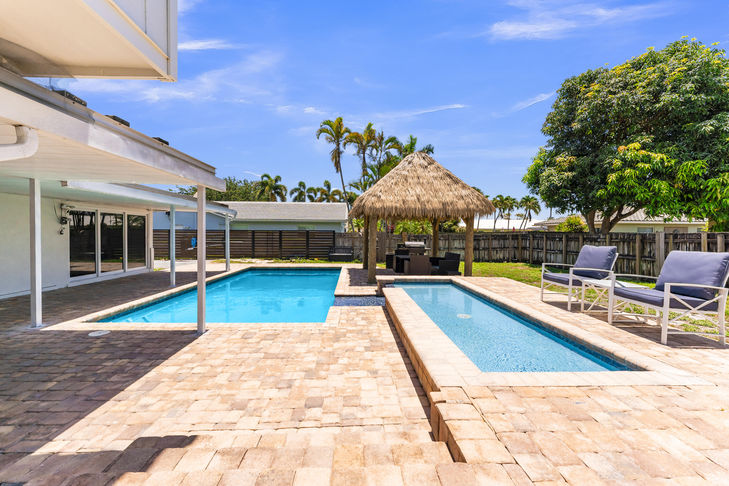 BOCA RATON SQUARE 16 - Residential