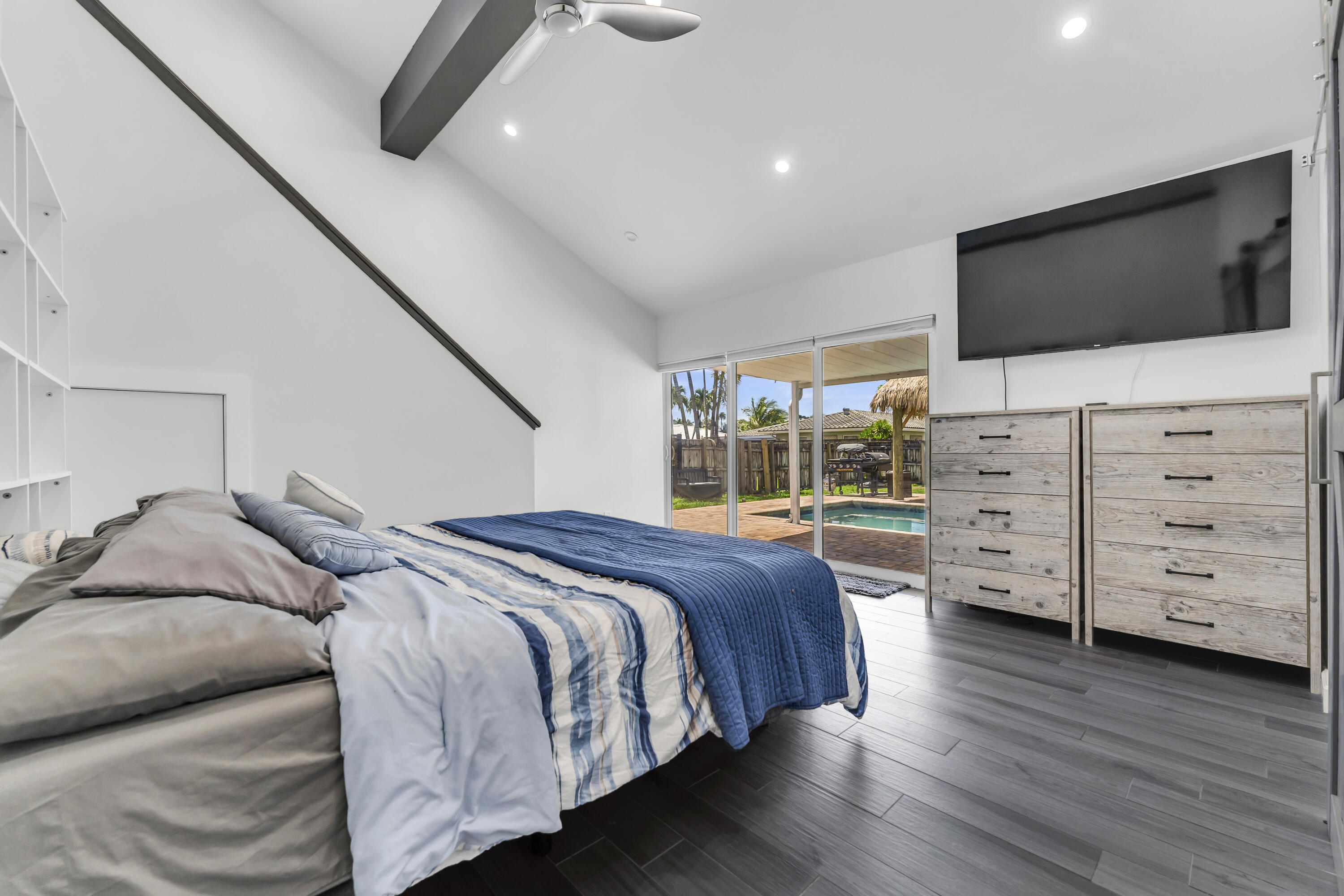 BOCA RATON SQUARE 16 - Residential
