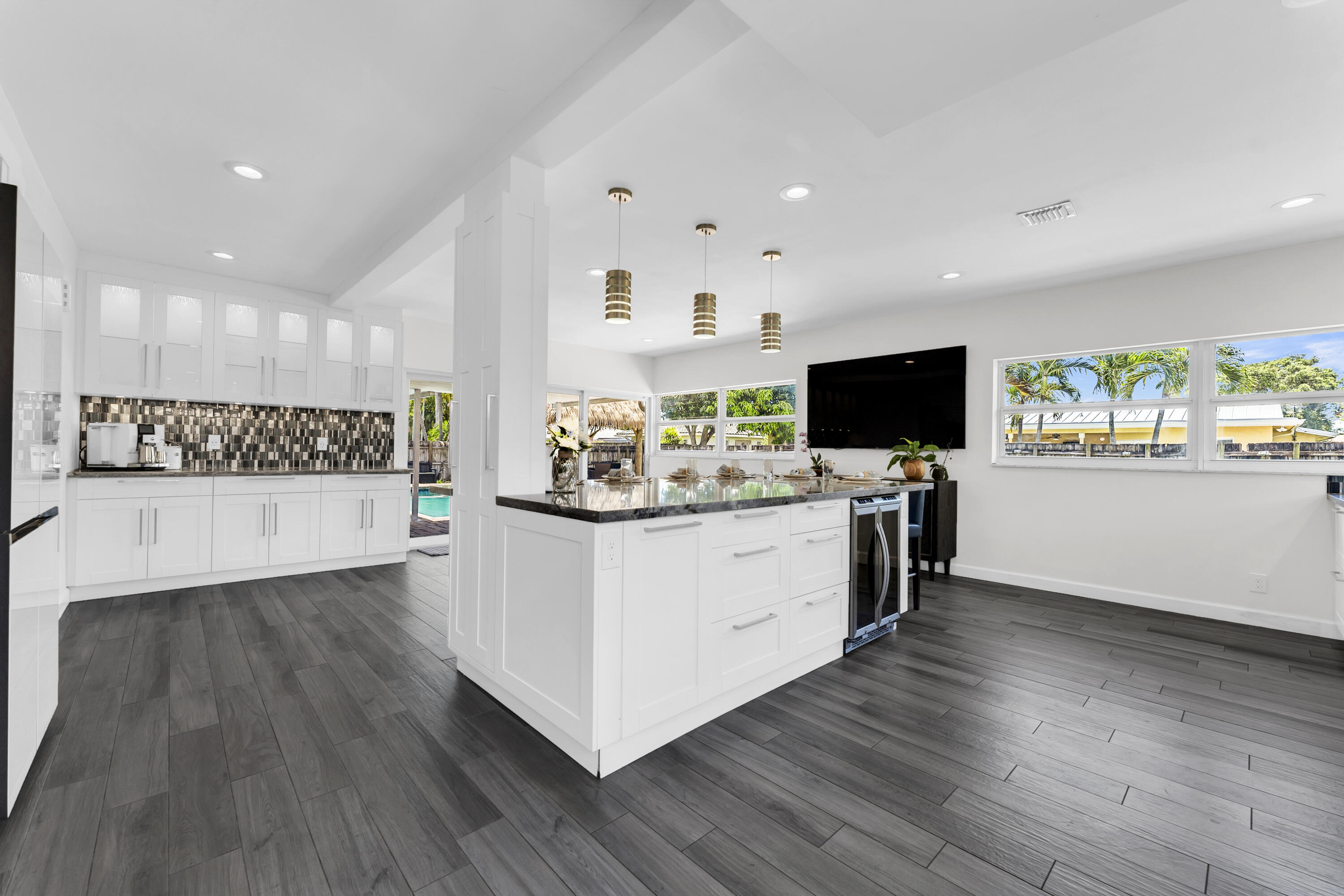 BOCA RATON SQUARE 16 - Residential