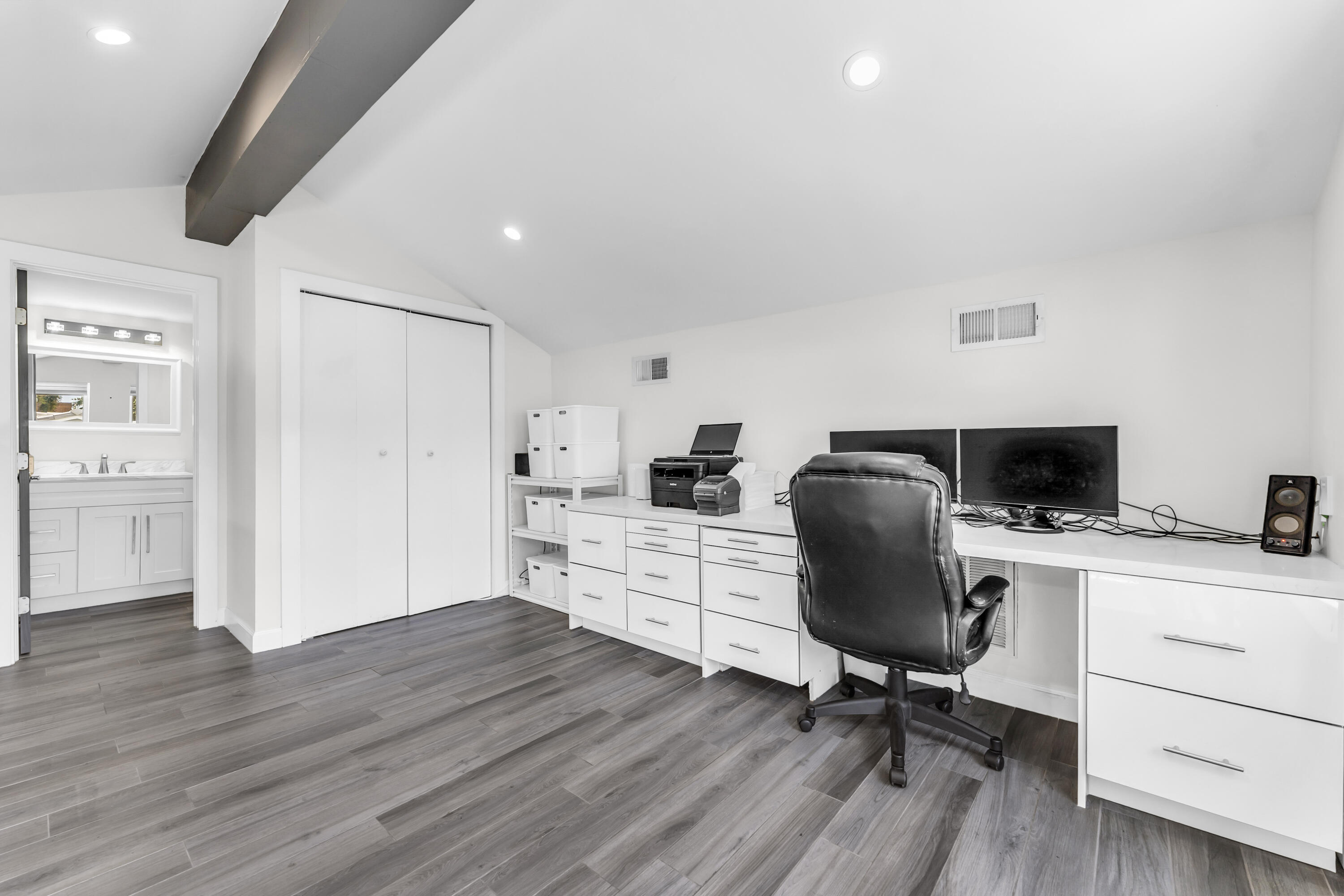 BOCA RATON SQUARE 16 - Residential