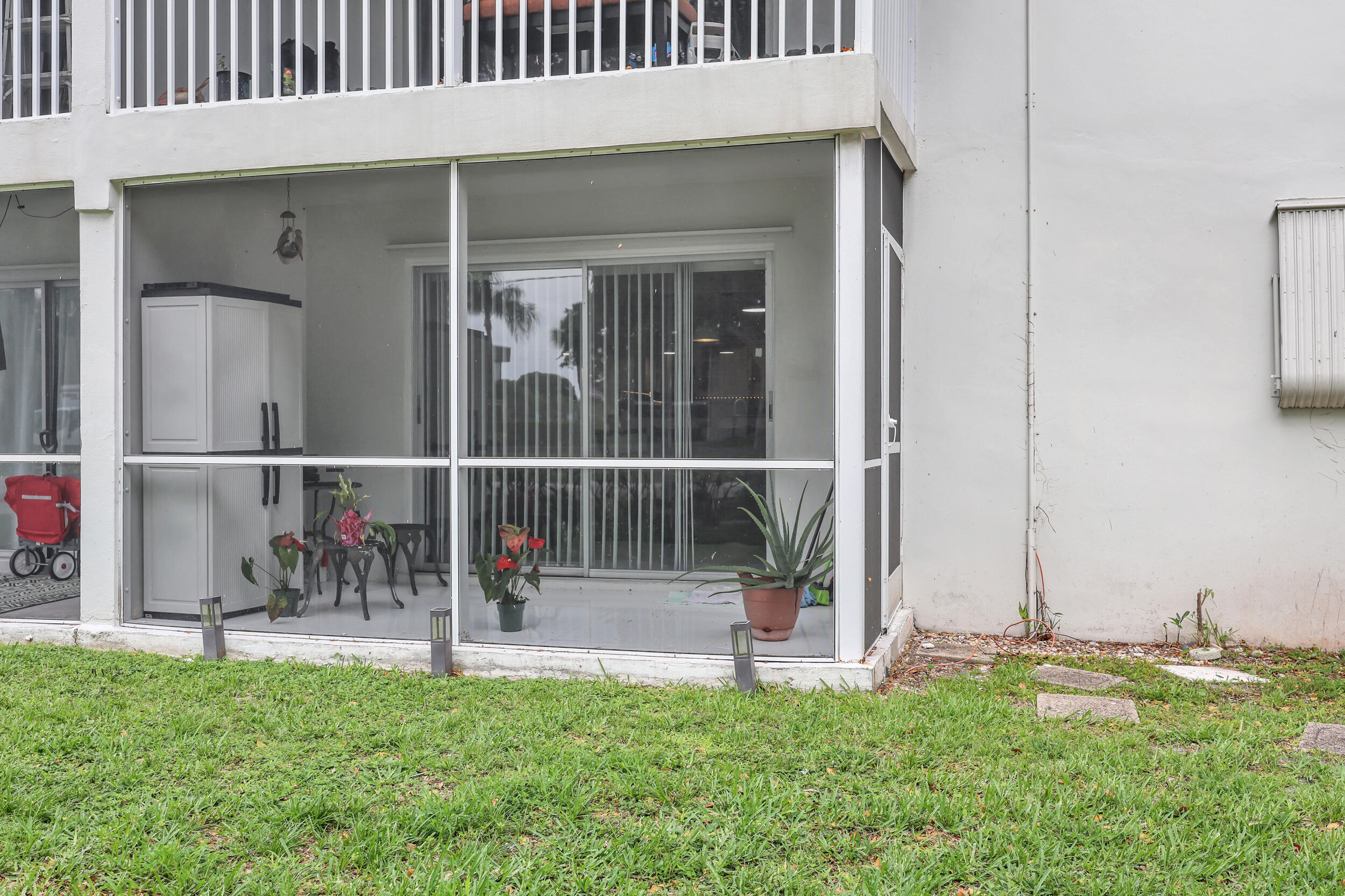 REGIS HOUSE CONDO - Residential