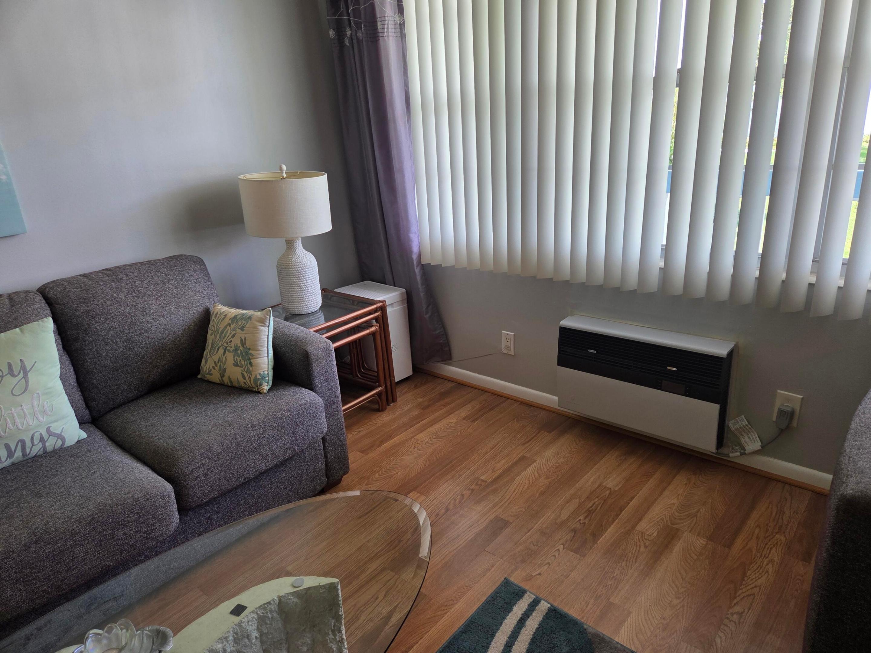 NEWPORT I CONDO - Residential