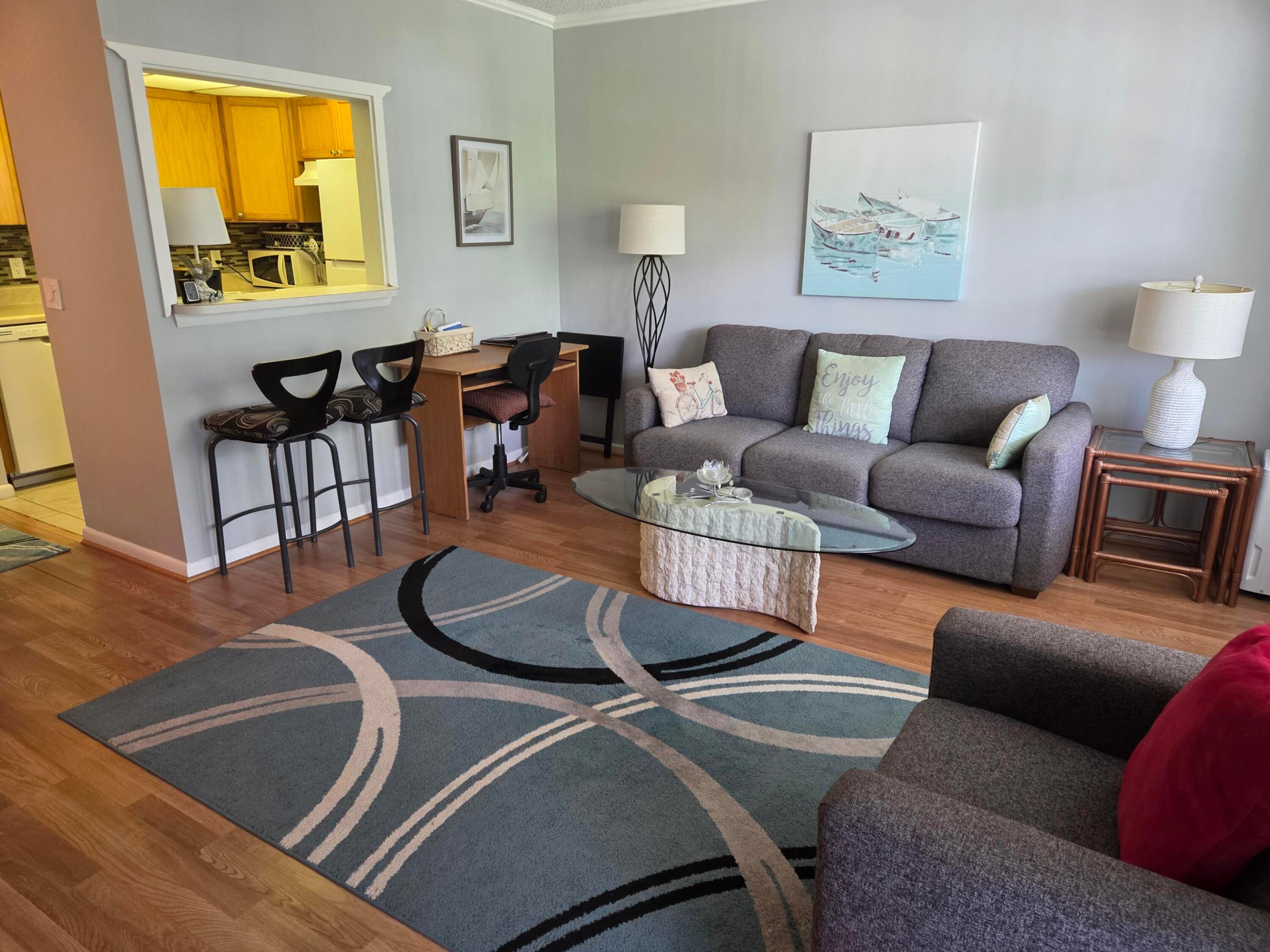 NEWPORT I CONDO - Residential