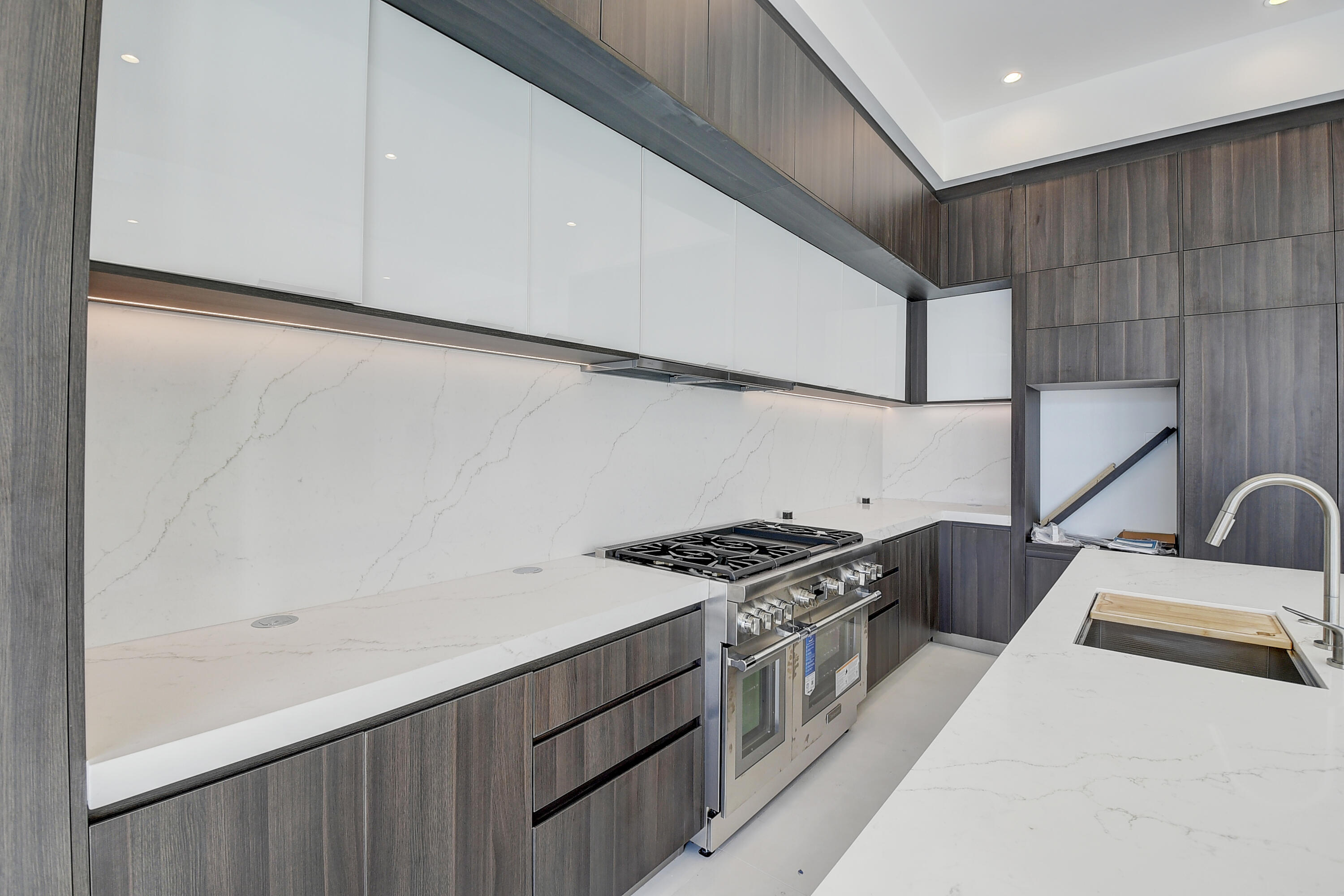 Harbour East - Residential