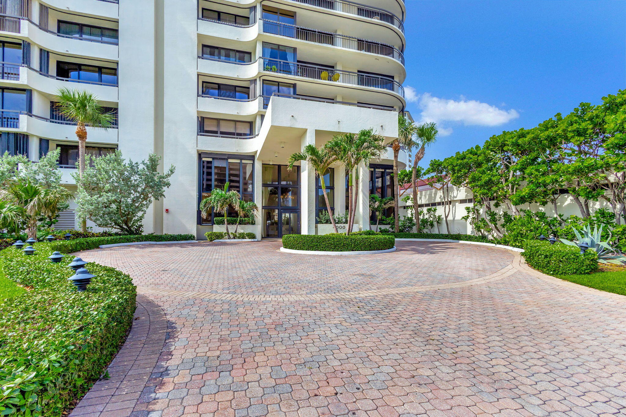 MARTINIQUE 2 CONDO - Residential Lease