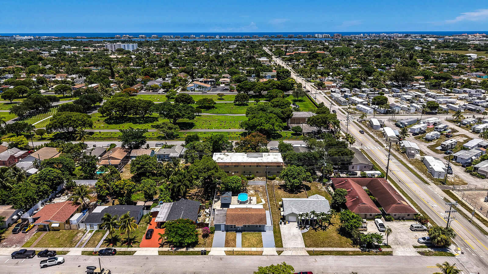 LAKE OSBORNE PARK - Residential