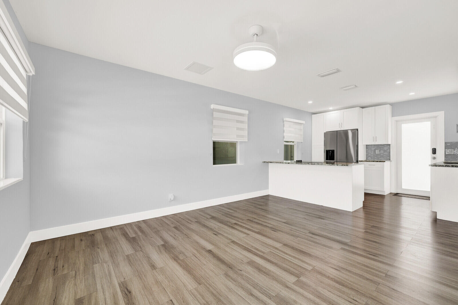 LAKE OSBORNE PARK - Residential