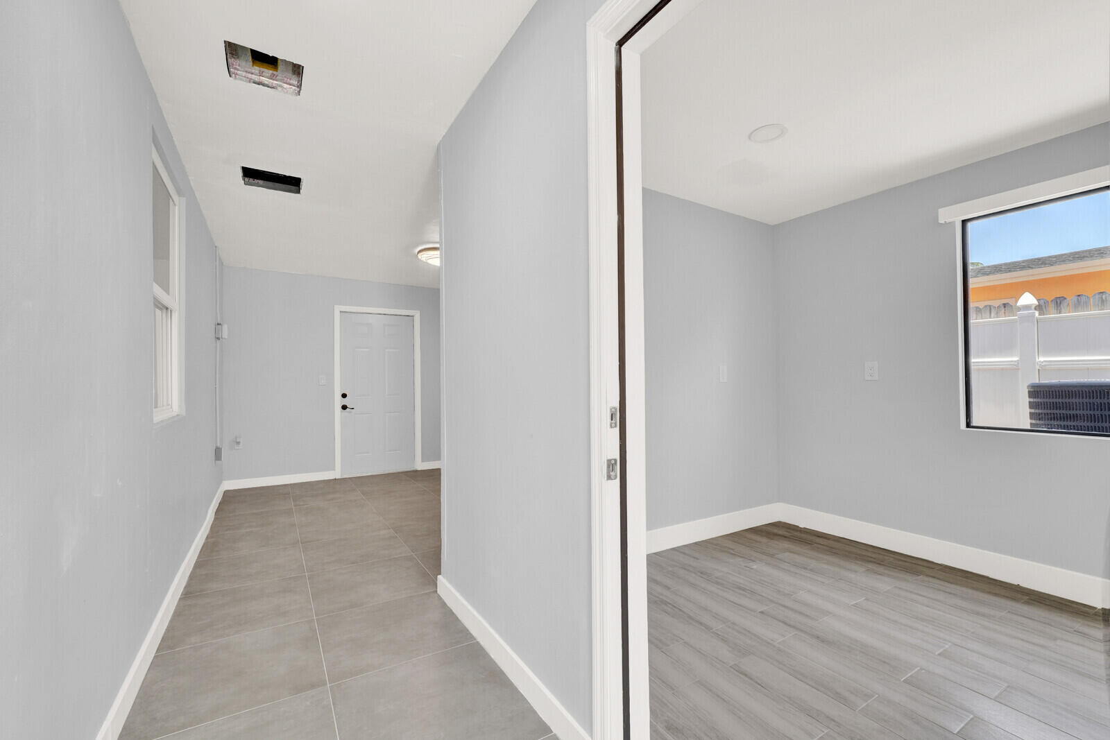 LAKE OSBORNE PARK - Residential