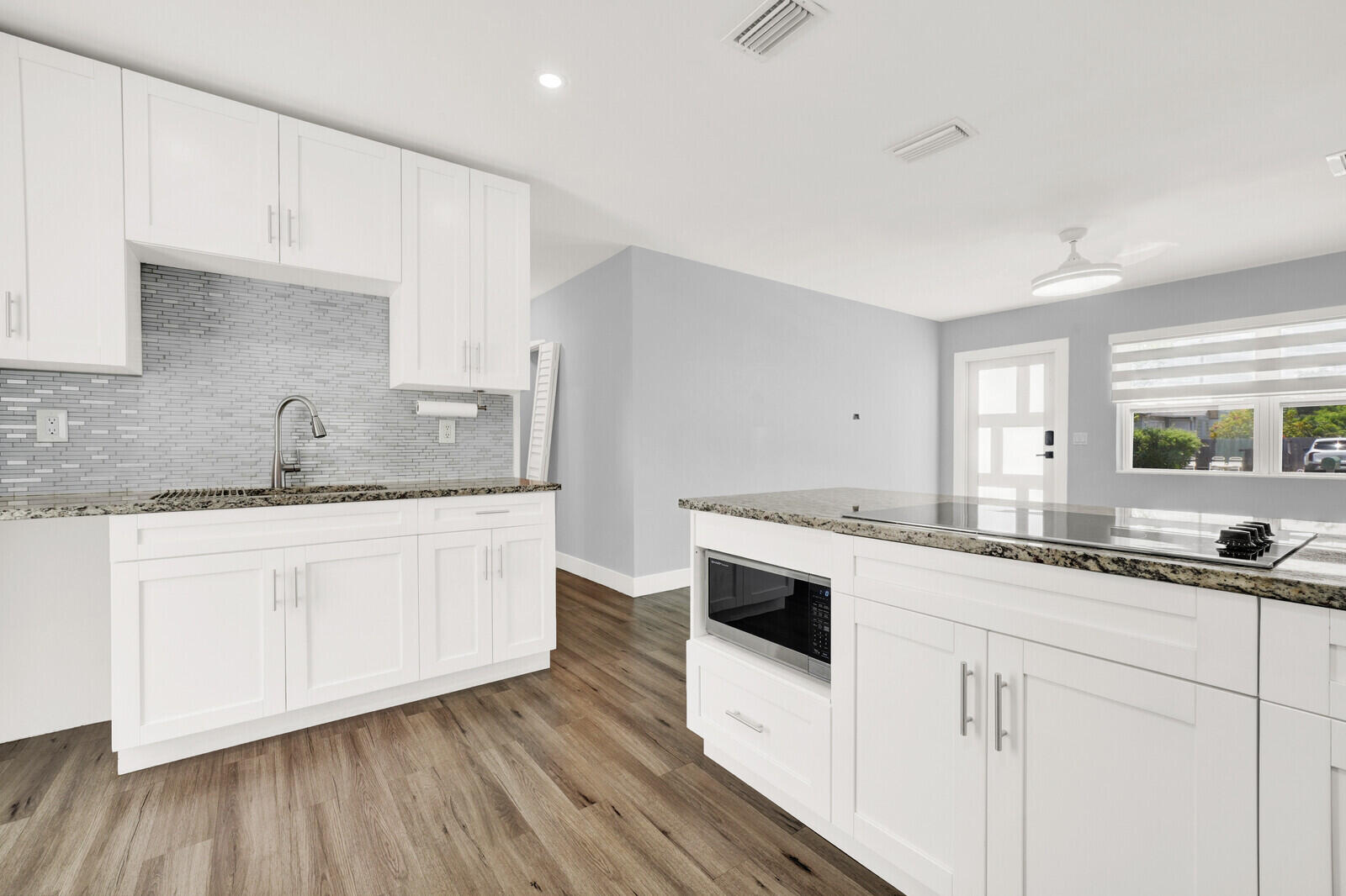 LAKE OSBORNE PARK - Residential
