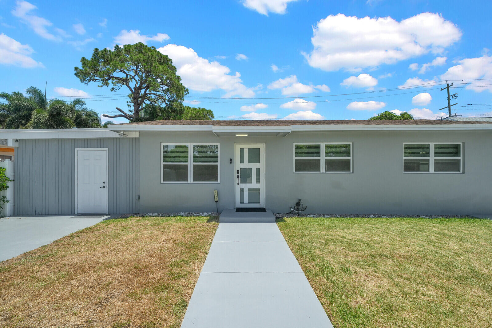 LAKE OSBORNE PARK - Residential