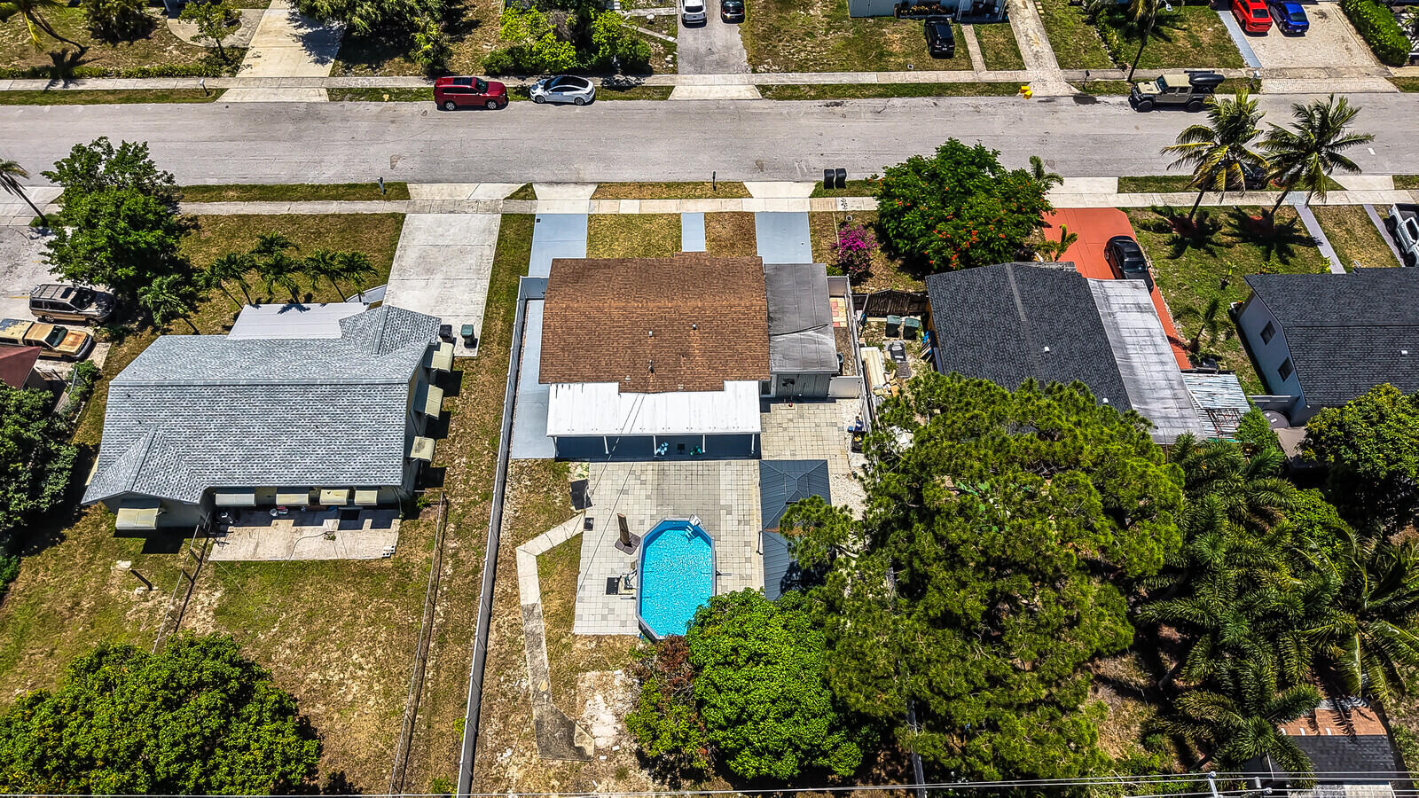 LAKE OSBORNE PARK - Residential