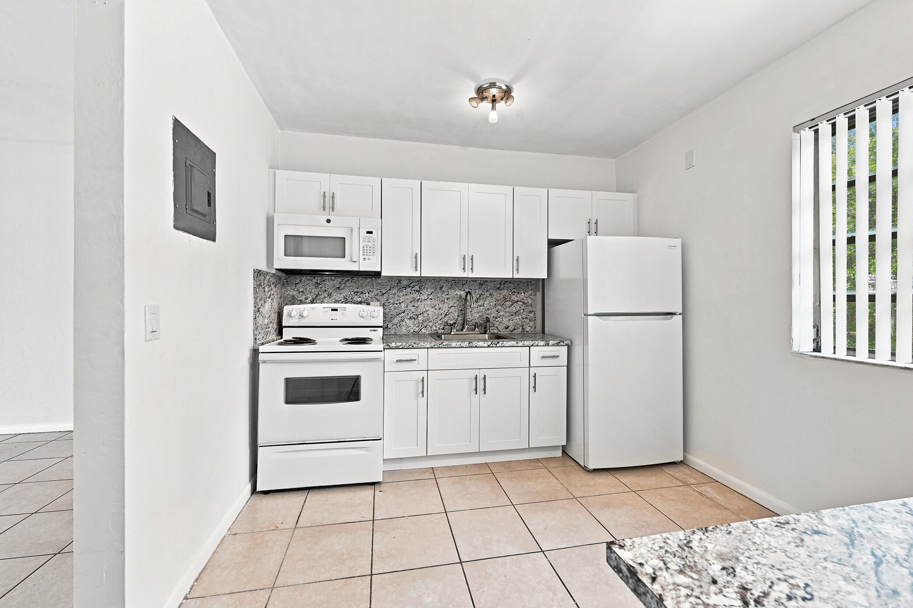 WOODLAND PARK AMD PLAT - Residential