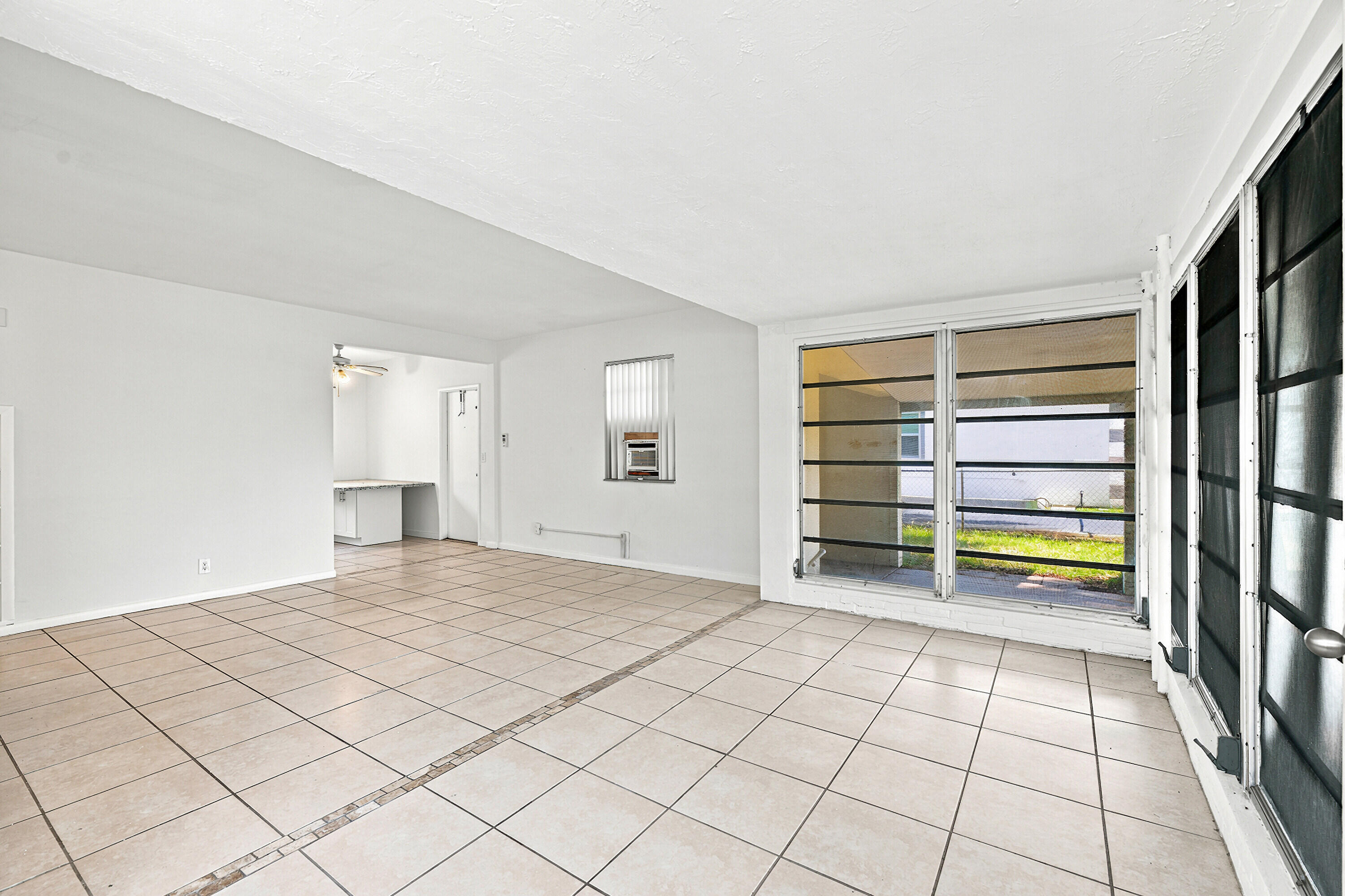 WOODLAND PARK AMD PLAT - Residential