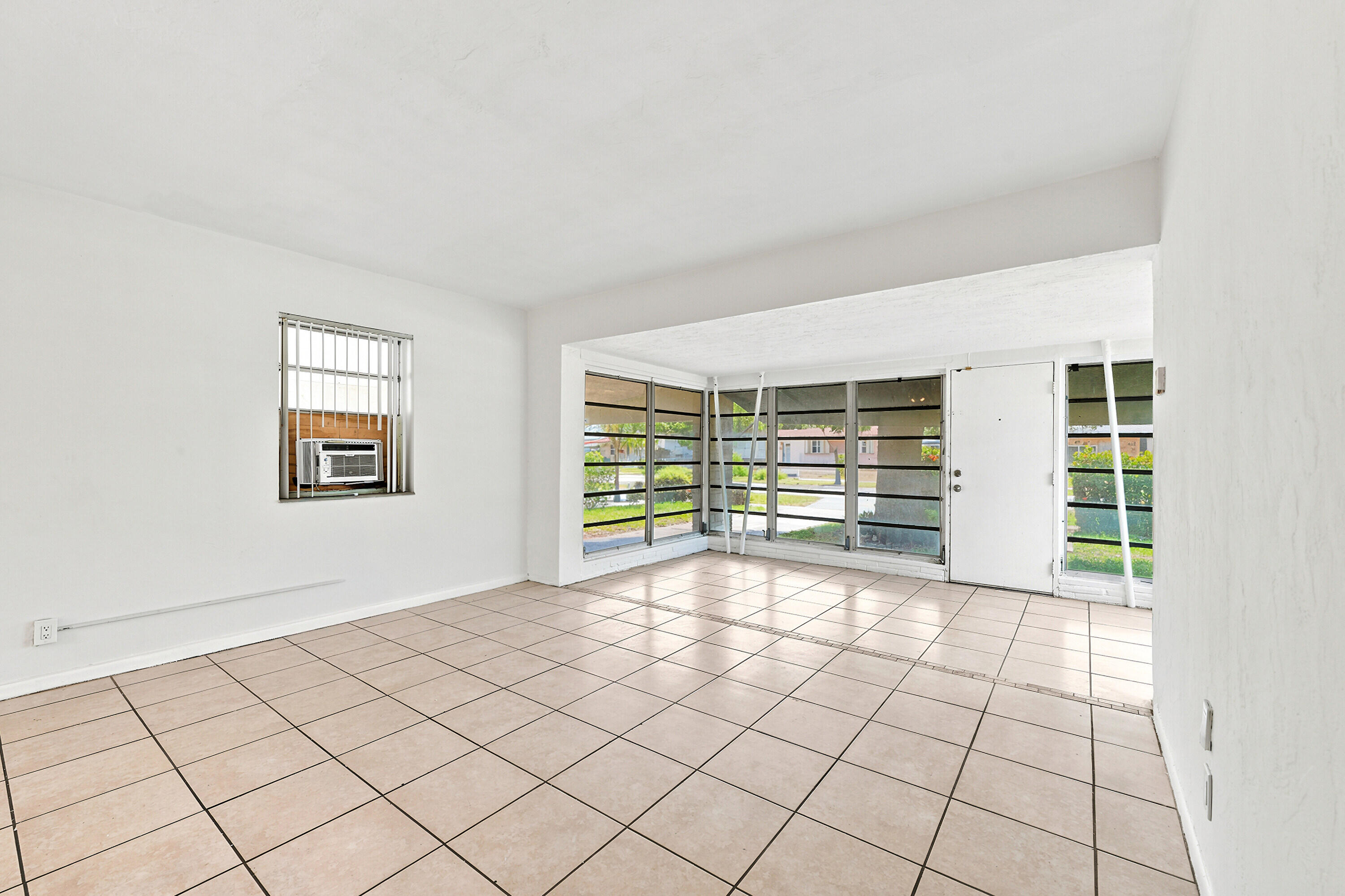 WOODLAND PARK AMD PLAT - Residential
