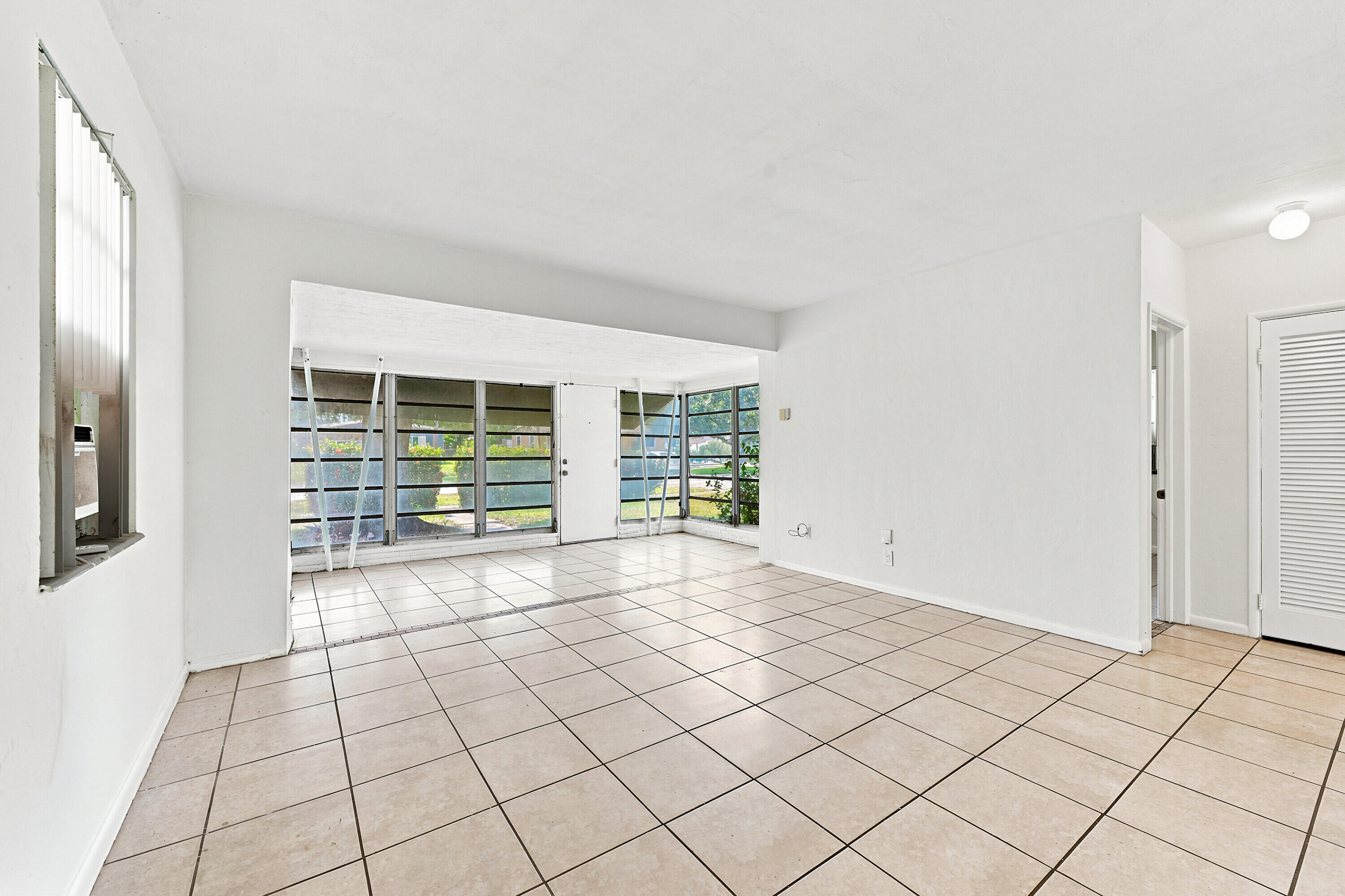 WOODLAND PARK AMD PLAT - Residential