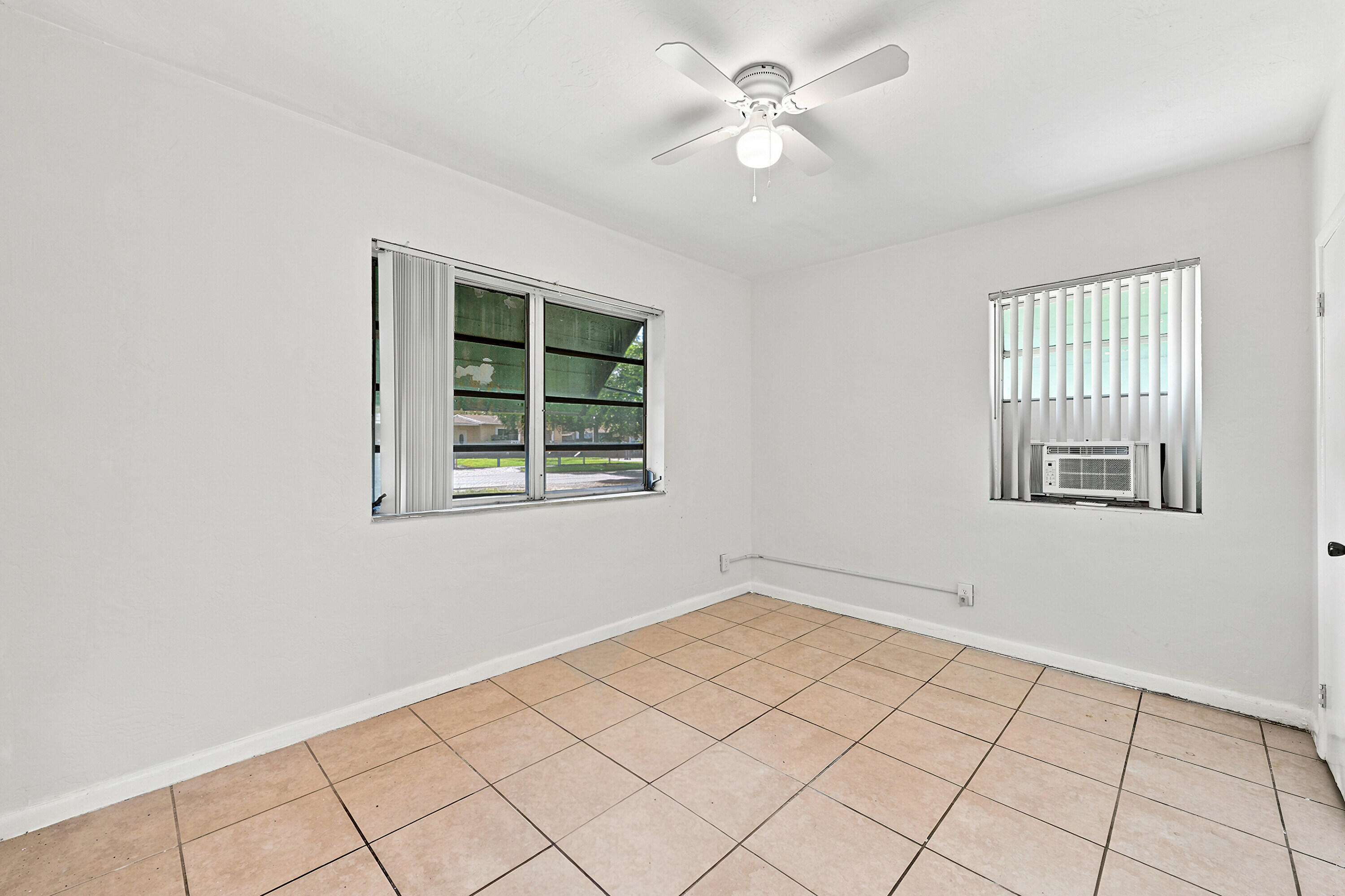 WOODLAND PARK AMD PLAT - Residential