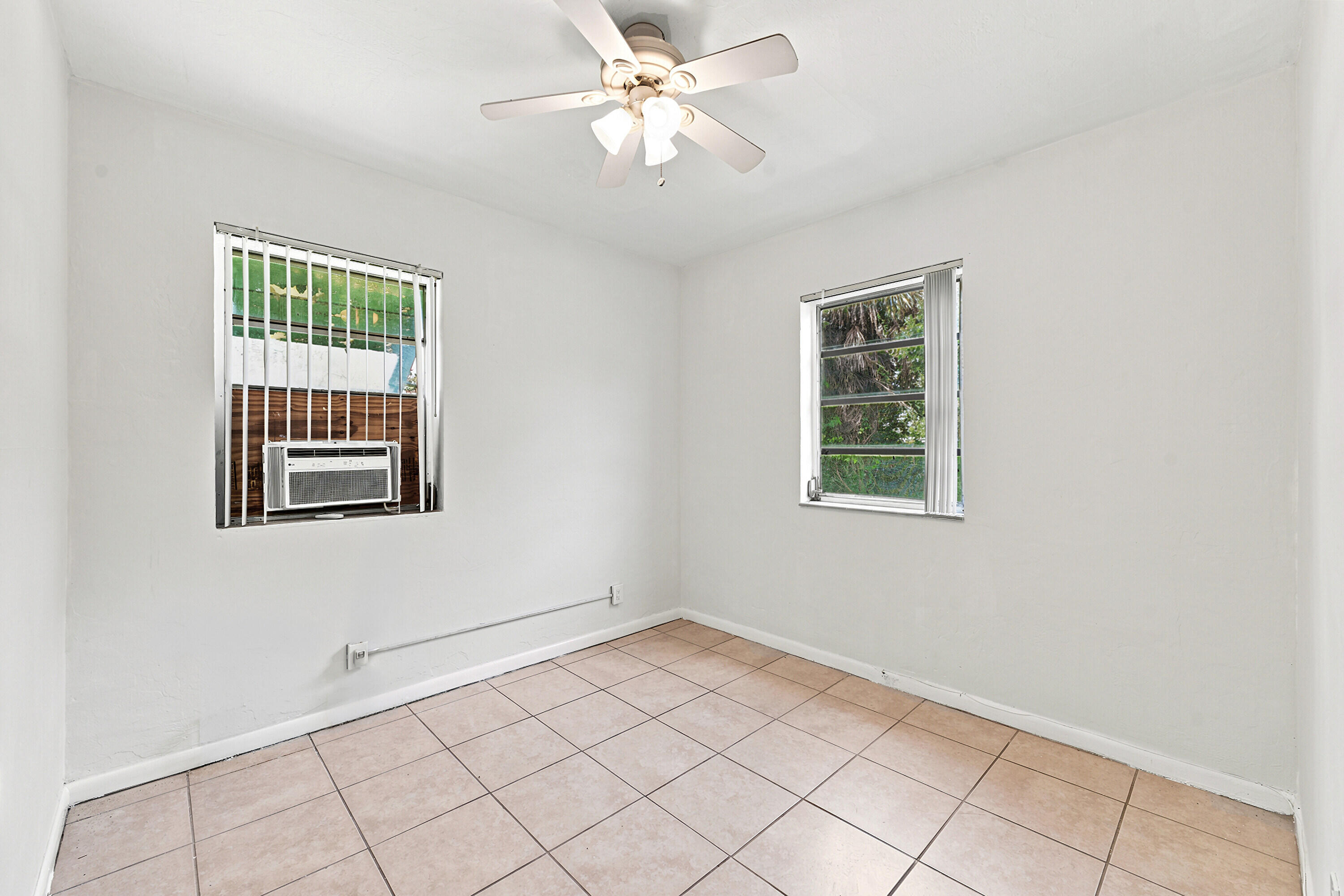 WOODLAND PARK AMD PLAT - Residential