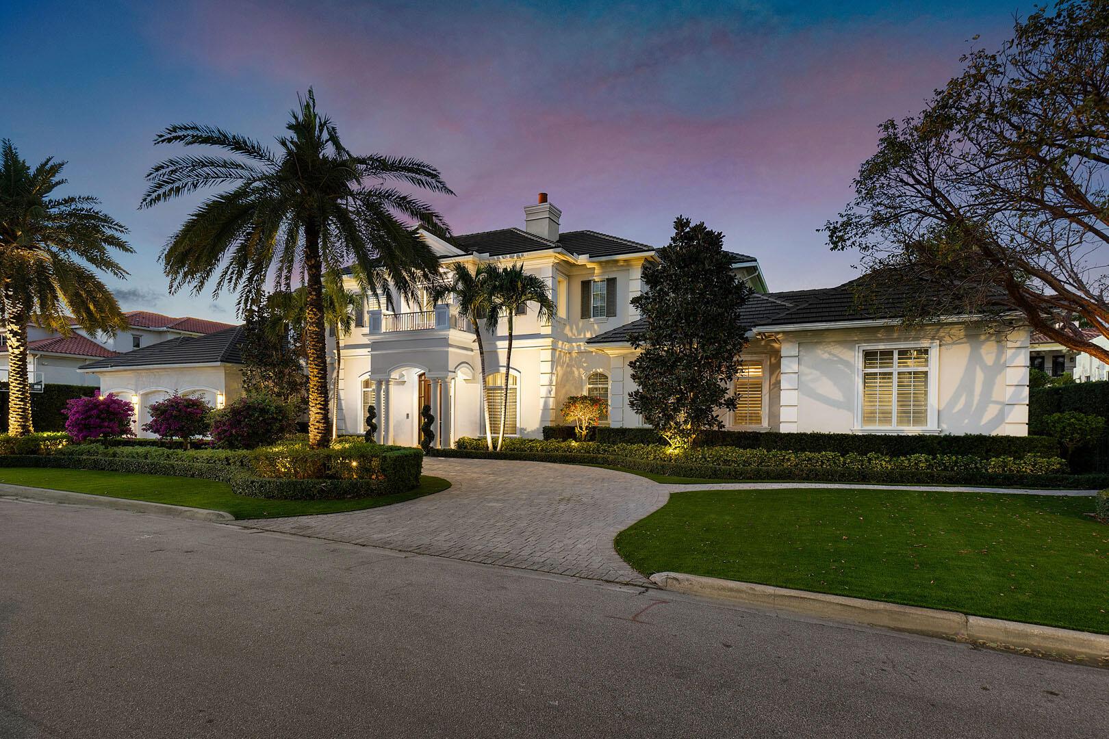 ROYAL PALM YACHT & COUNTRY CLUB - Residential