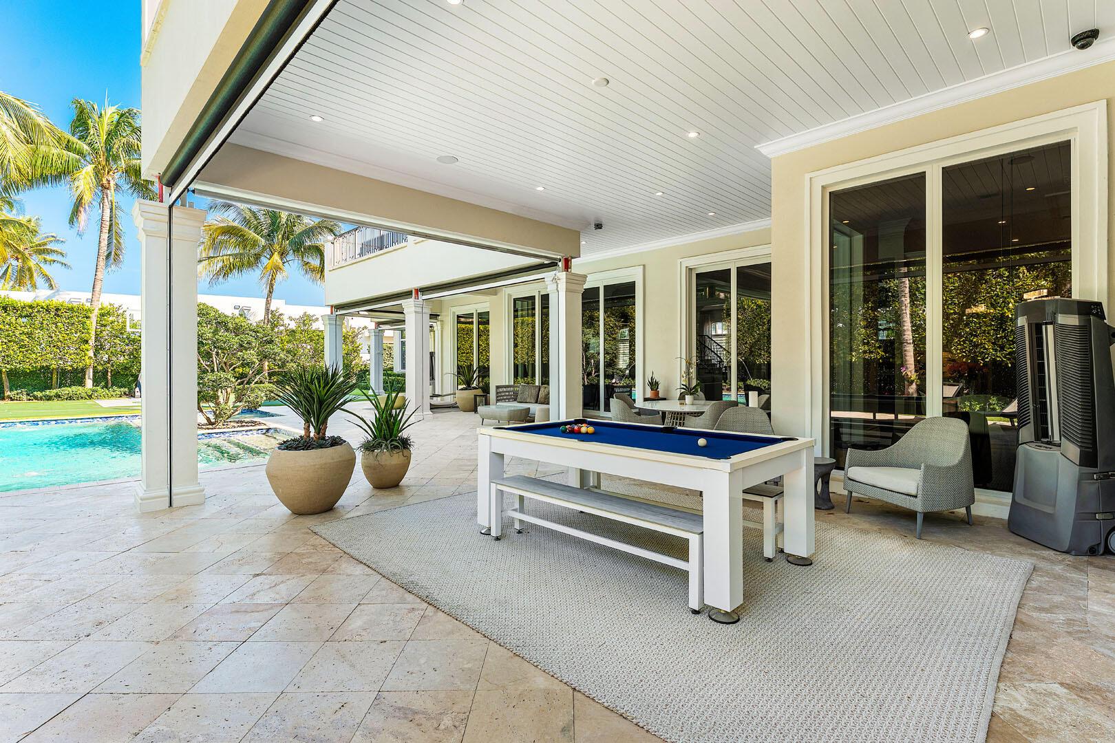 ROYAL PALM YACHT & COUNTRY CLUB - Residential