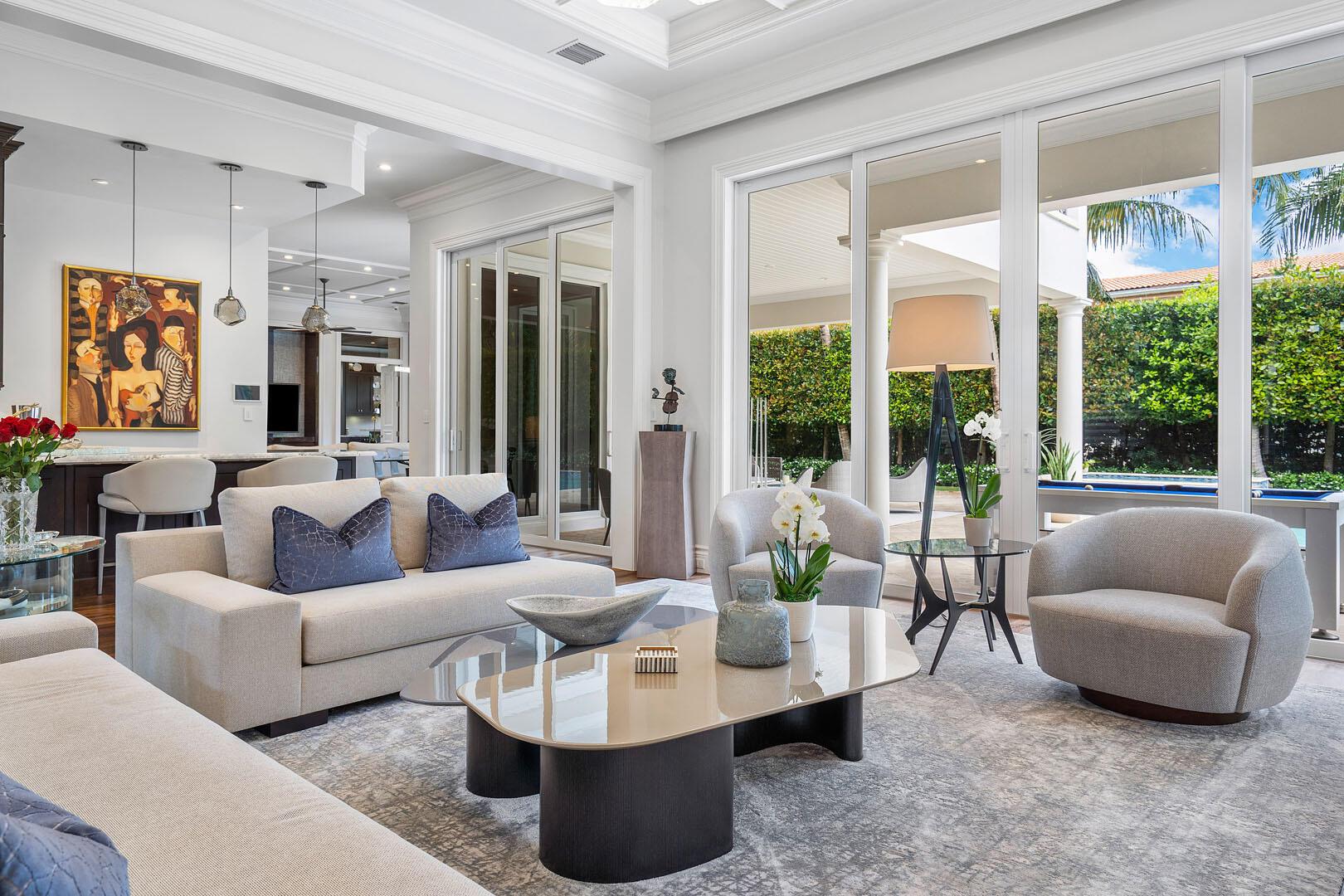 ROYAL PALM YACHT & COUNTRY CLUB - Residential