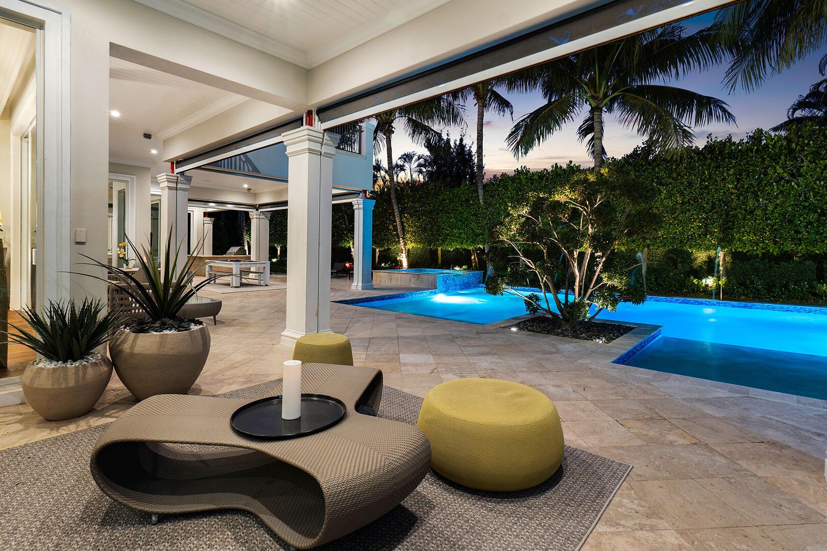 ROYAL PALM YACHT & COUNTRY CLUB - Residential