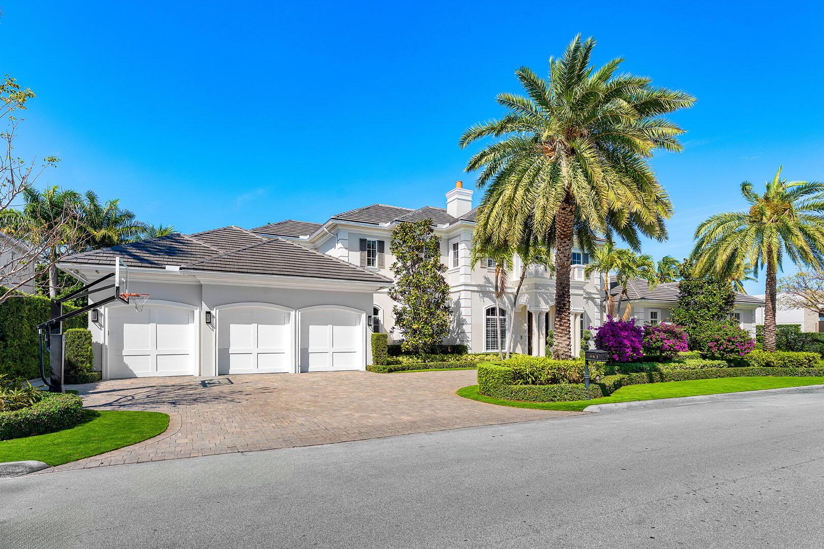 ROYAL PALM YACHT & COUNTRY CLUB - Residential