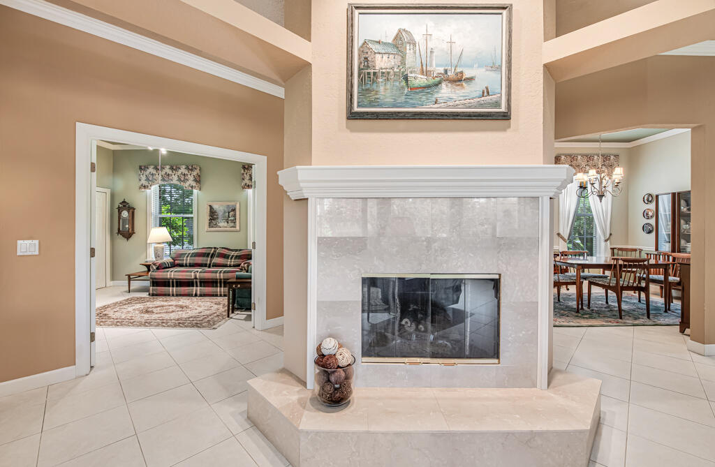WINDSTONE - Residential
