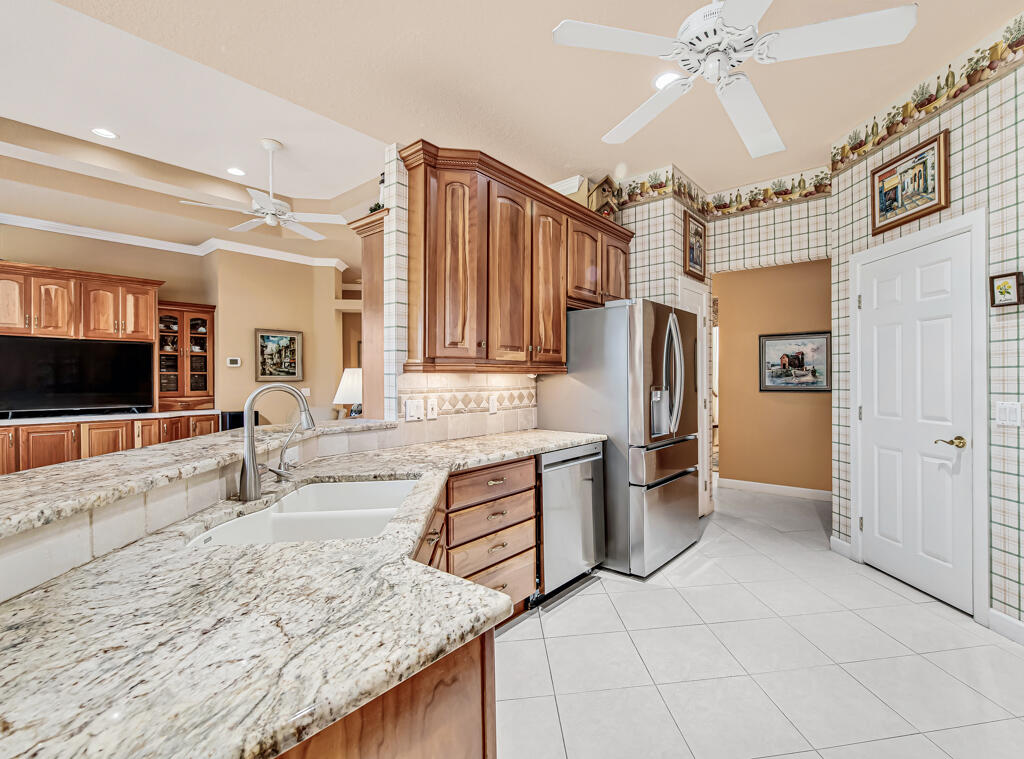 WINDSTONE - Residential