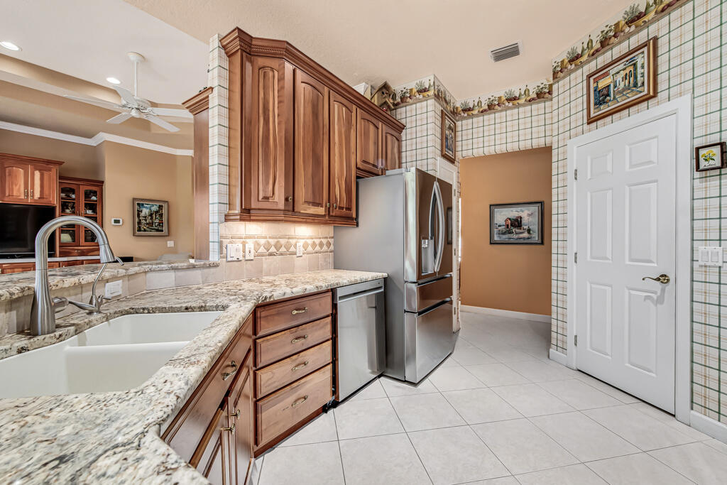 WINDSTONE - Residential