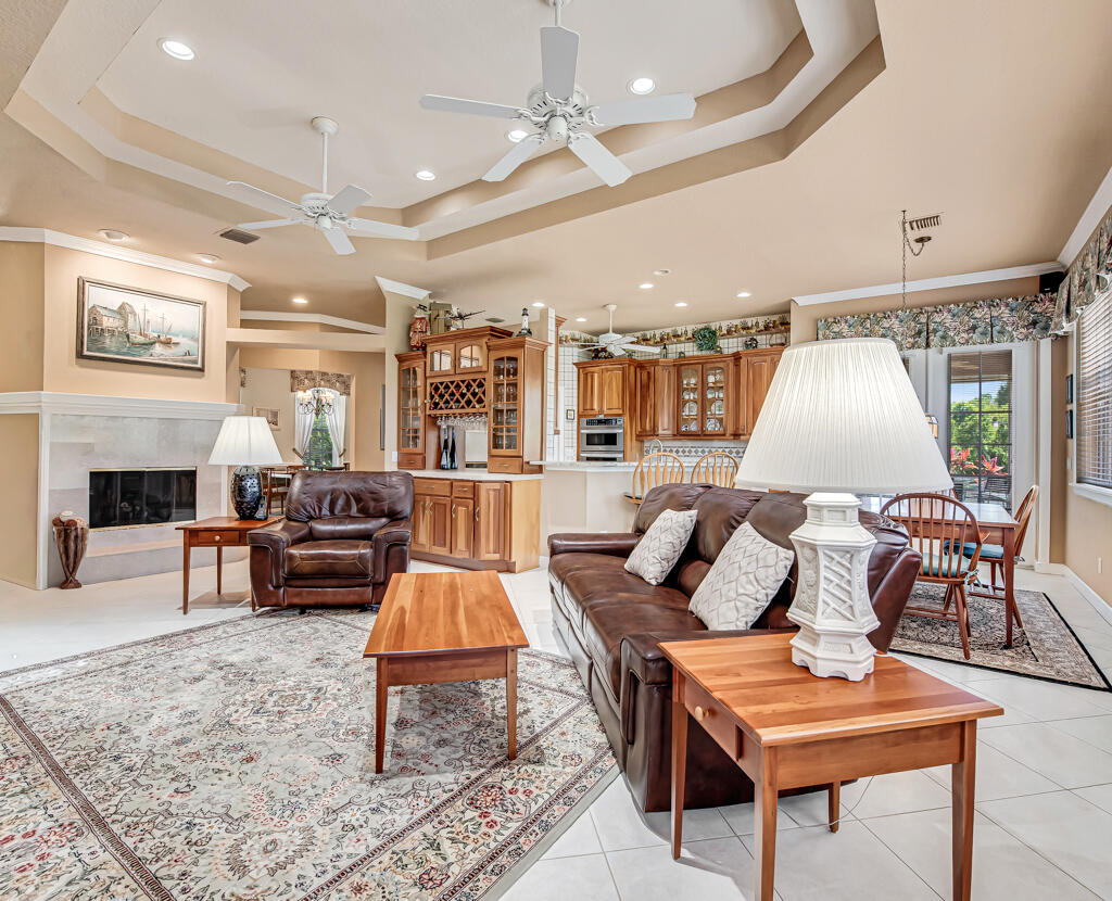 WINDSTONE - Residential
