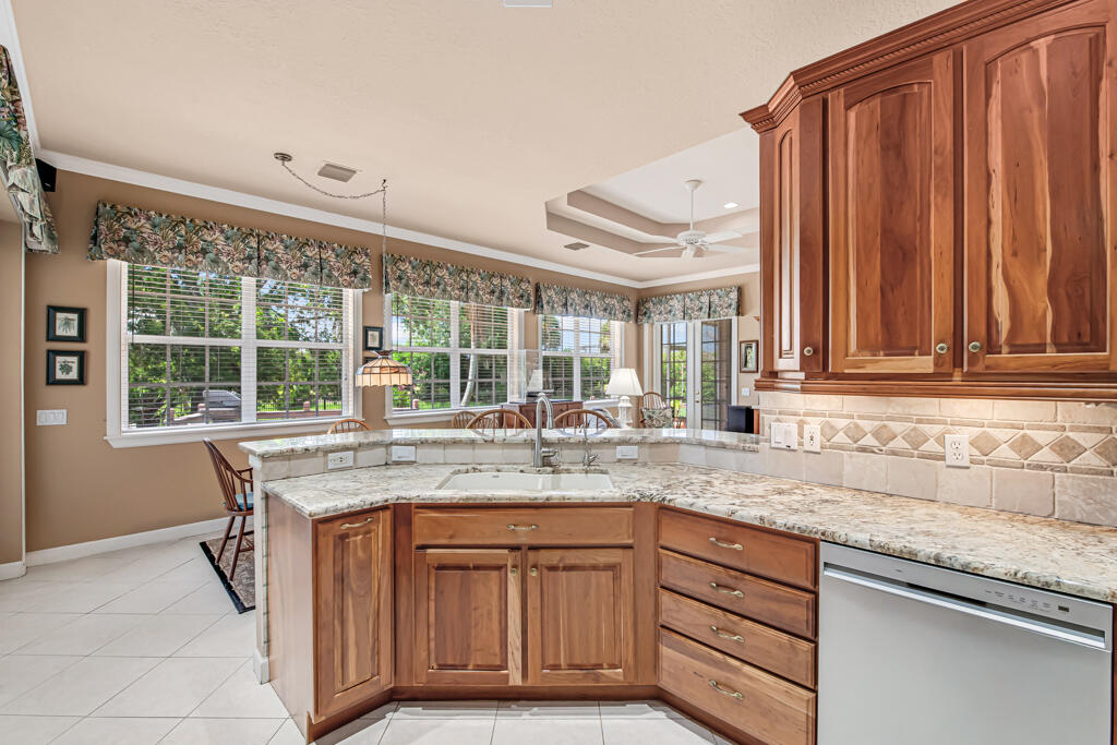 WINDSTONE - Residential