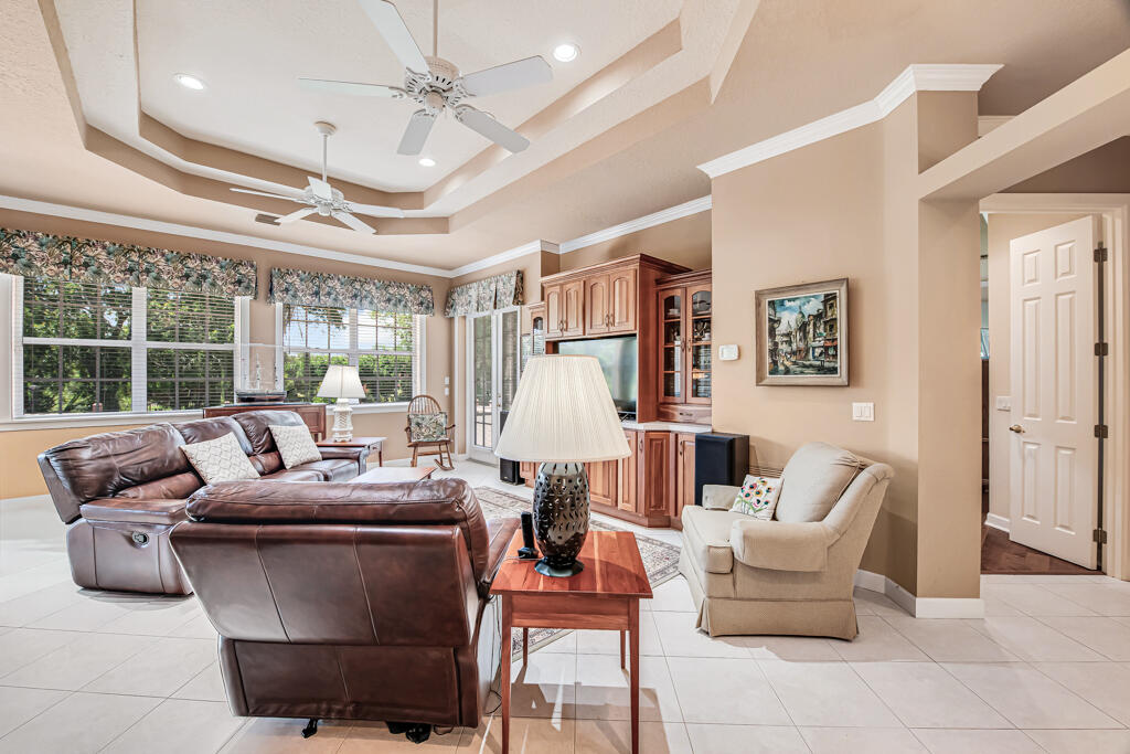 WINDSTONE - Residential