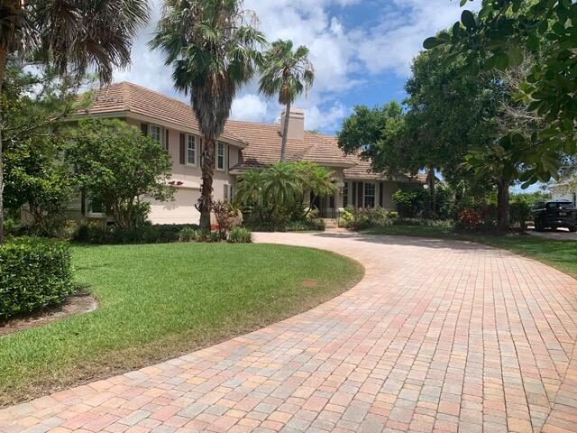 RIVER'S END - Residential