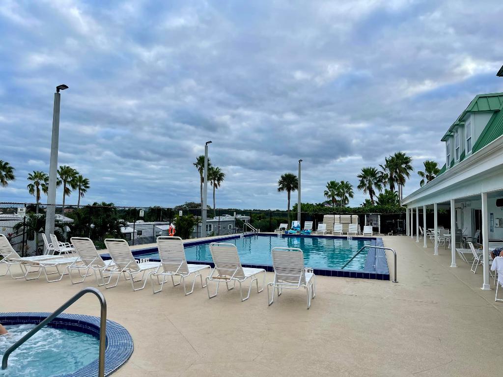 YOGI-BY-THE-SEA CONDO - Land