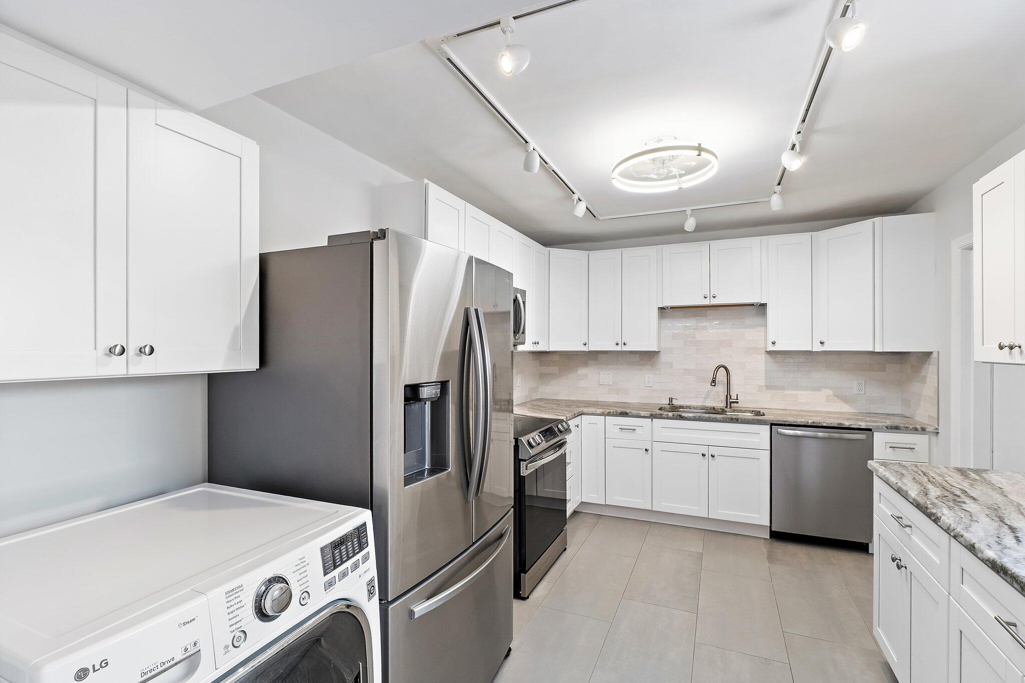 TURTLE CREEK APARTMENT BUILDINGS CONDO - Residential