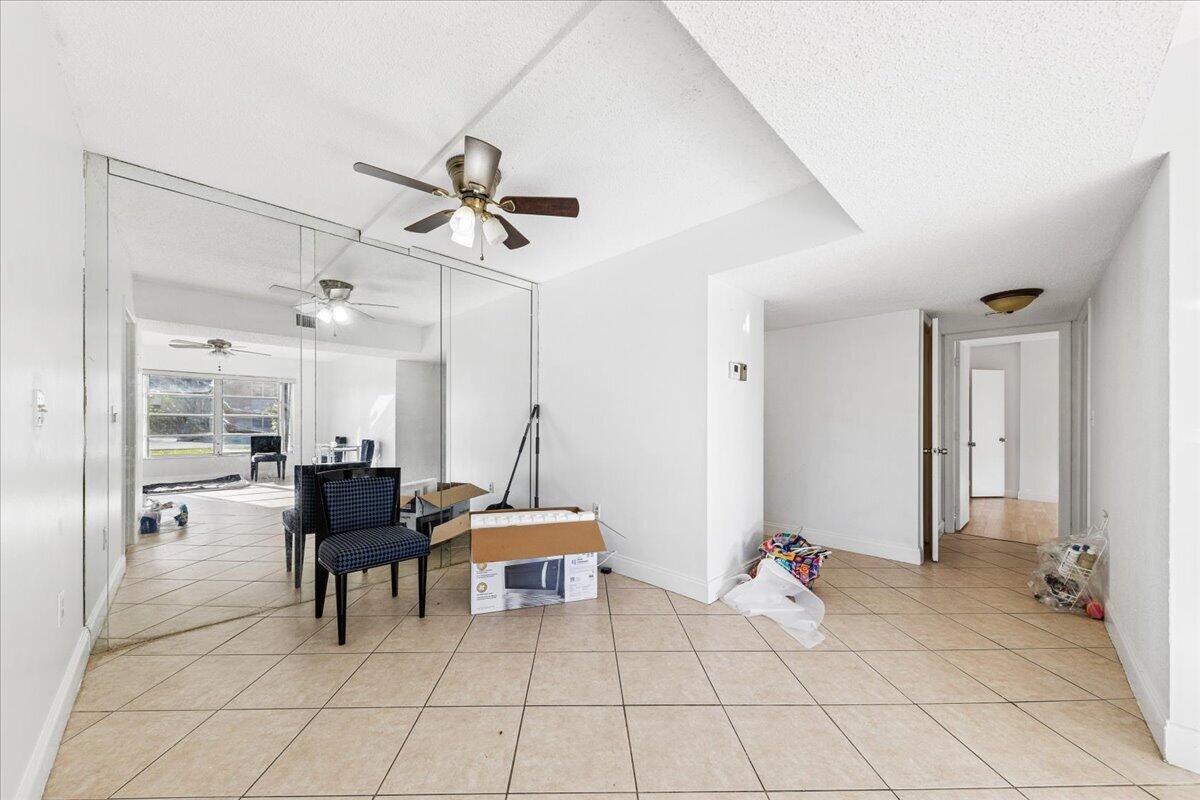 MANORS OF INVERRARY I-3 - Residential