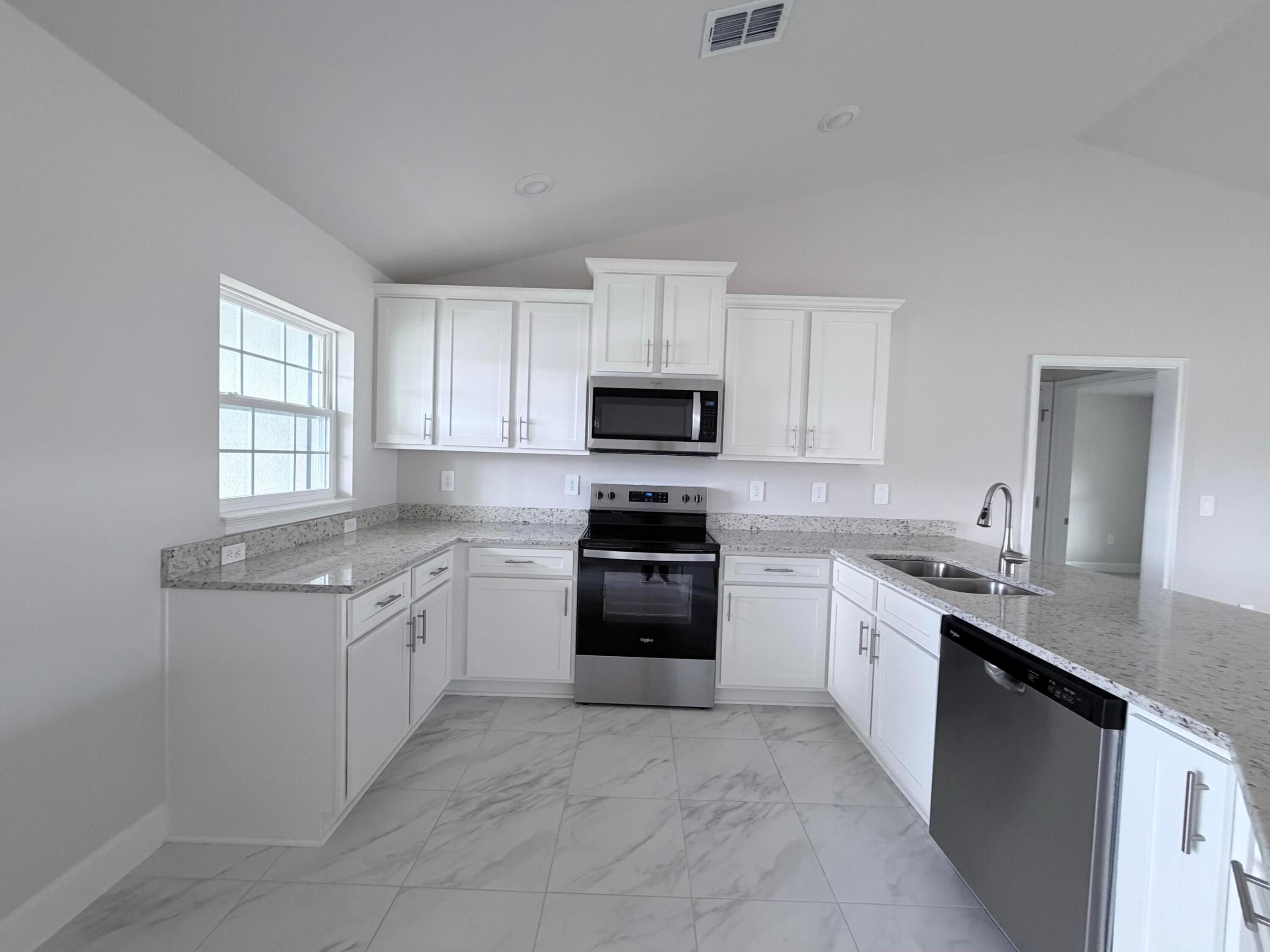 LAKEWOOD PARK UNIT 3 - Residential