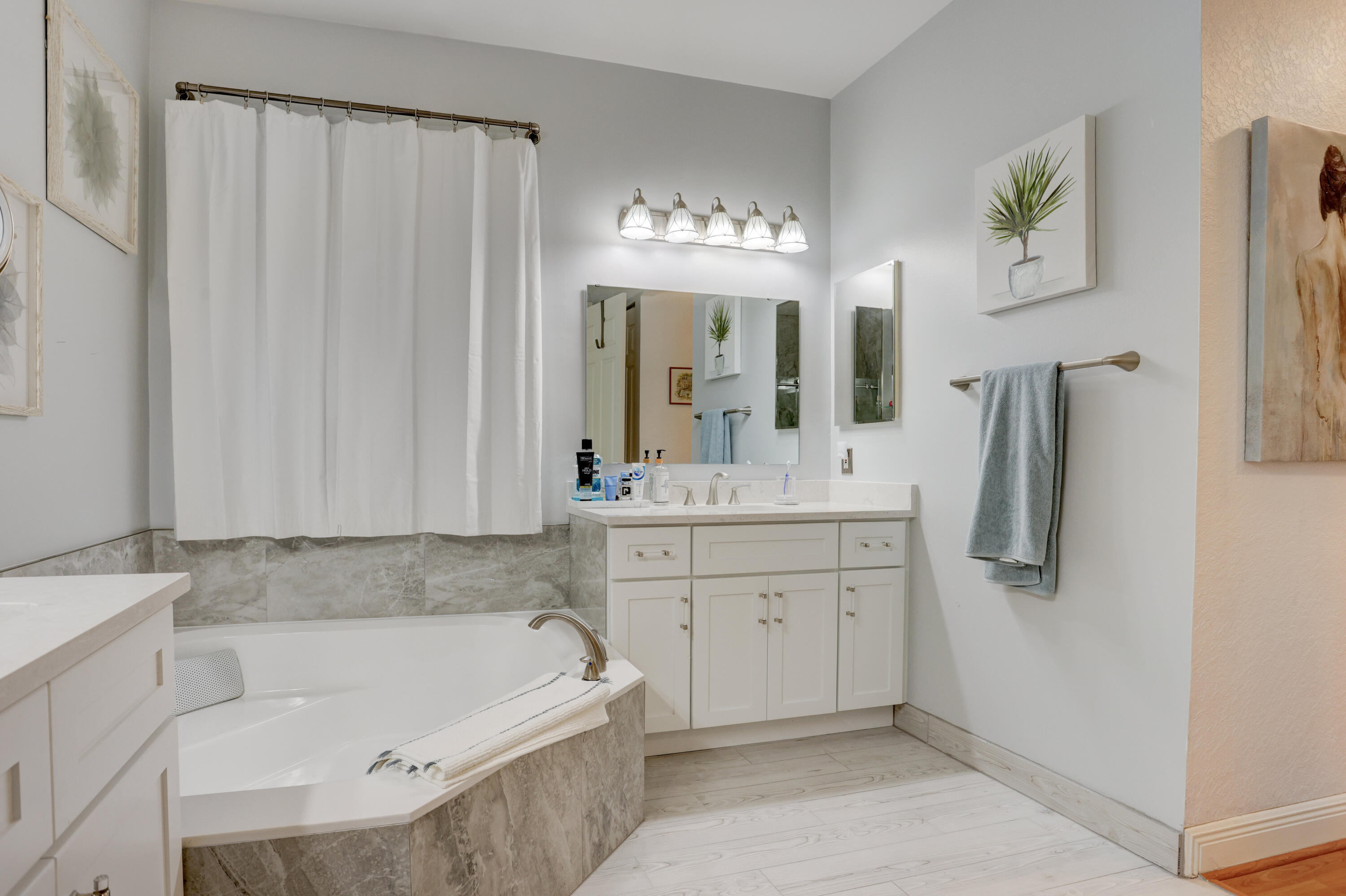 Saturnia - Residential